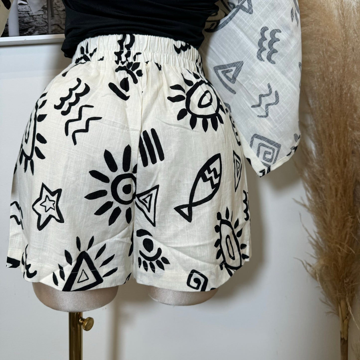 Solecito Short Two Piece Set-Black/Beige