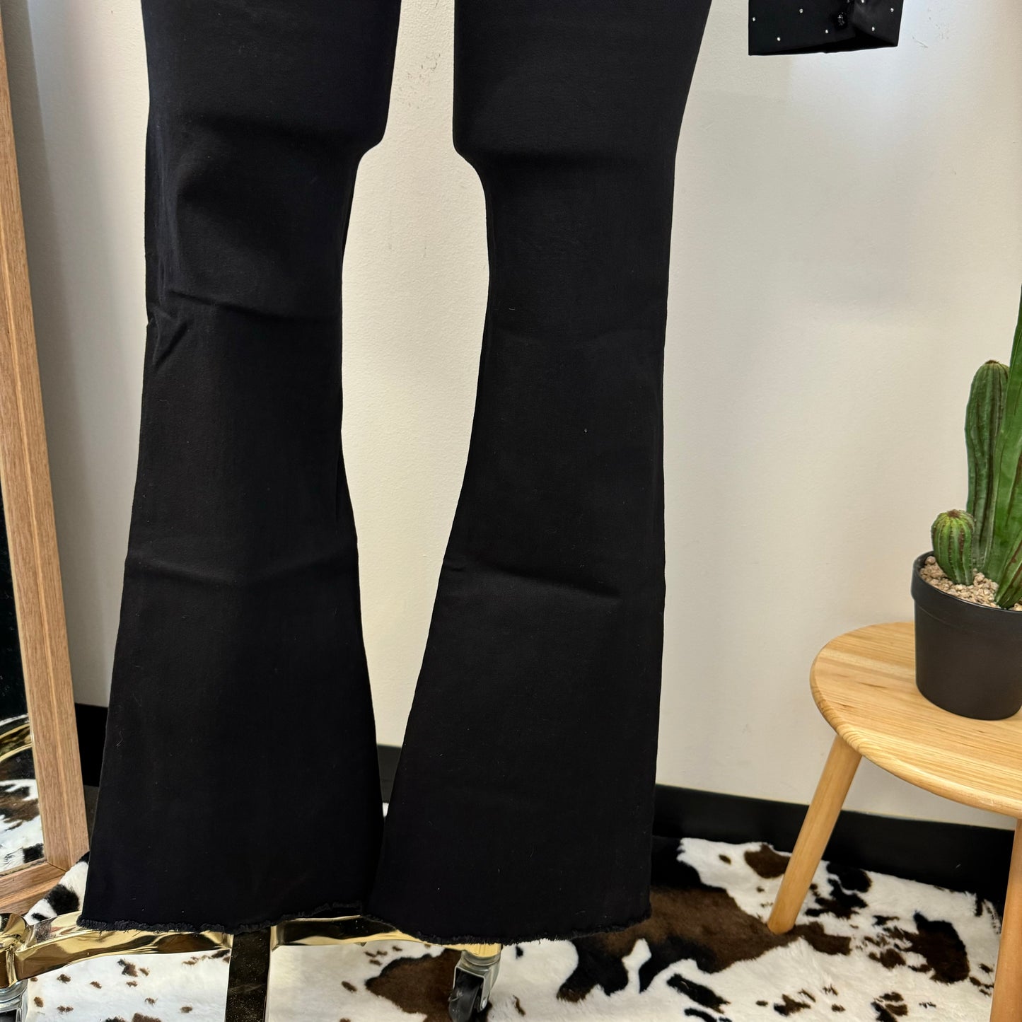 P912956R High Rise Super Flare Regular-Black
