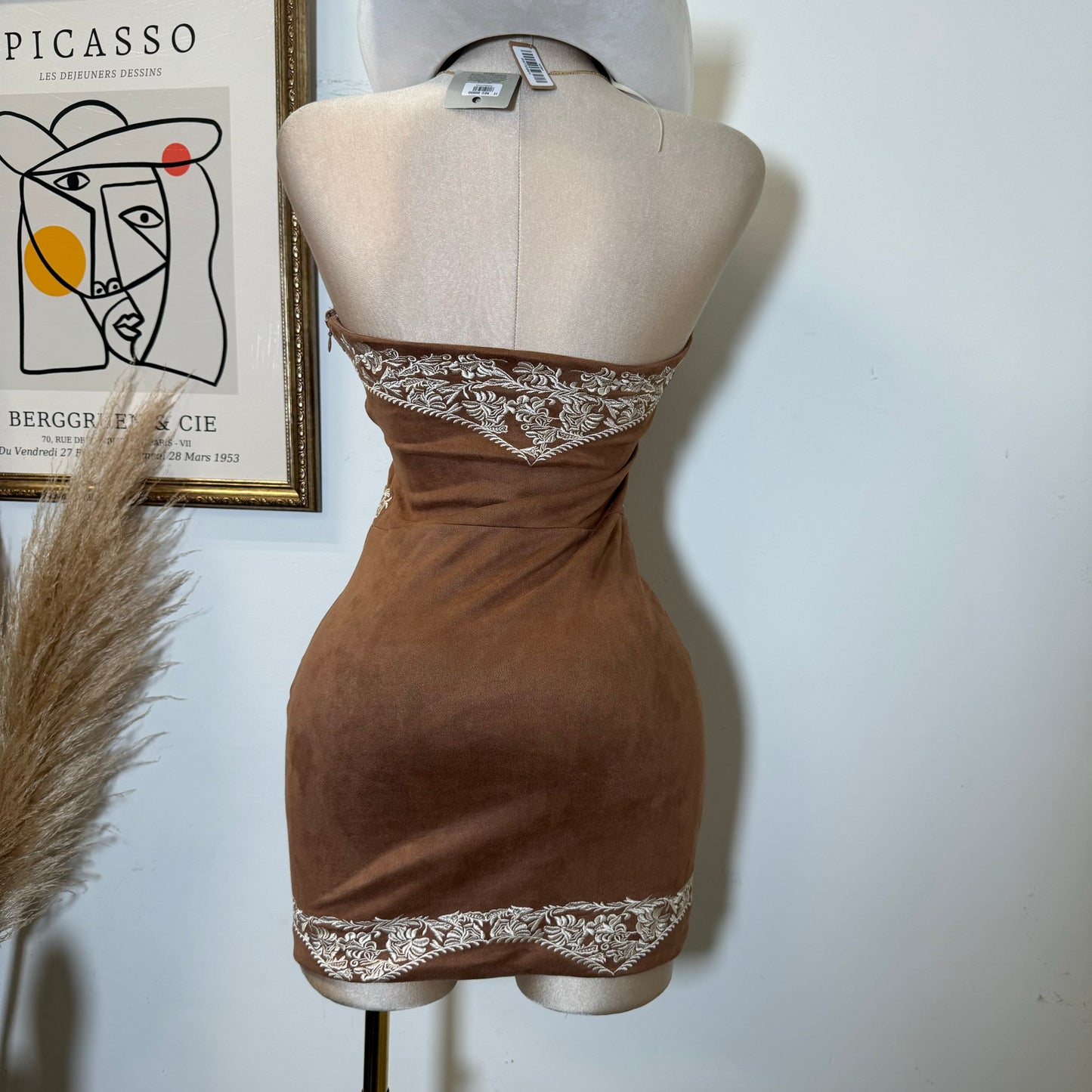 La Bota Suede Dress-Brown