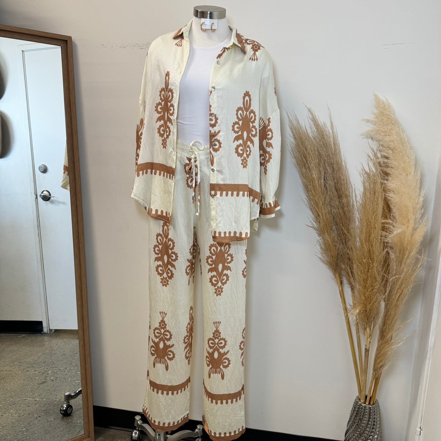 Aleyna Two Piece Set-White/Cocoa