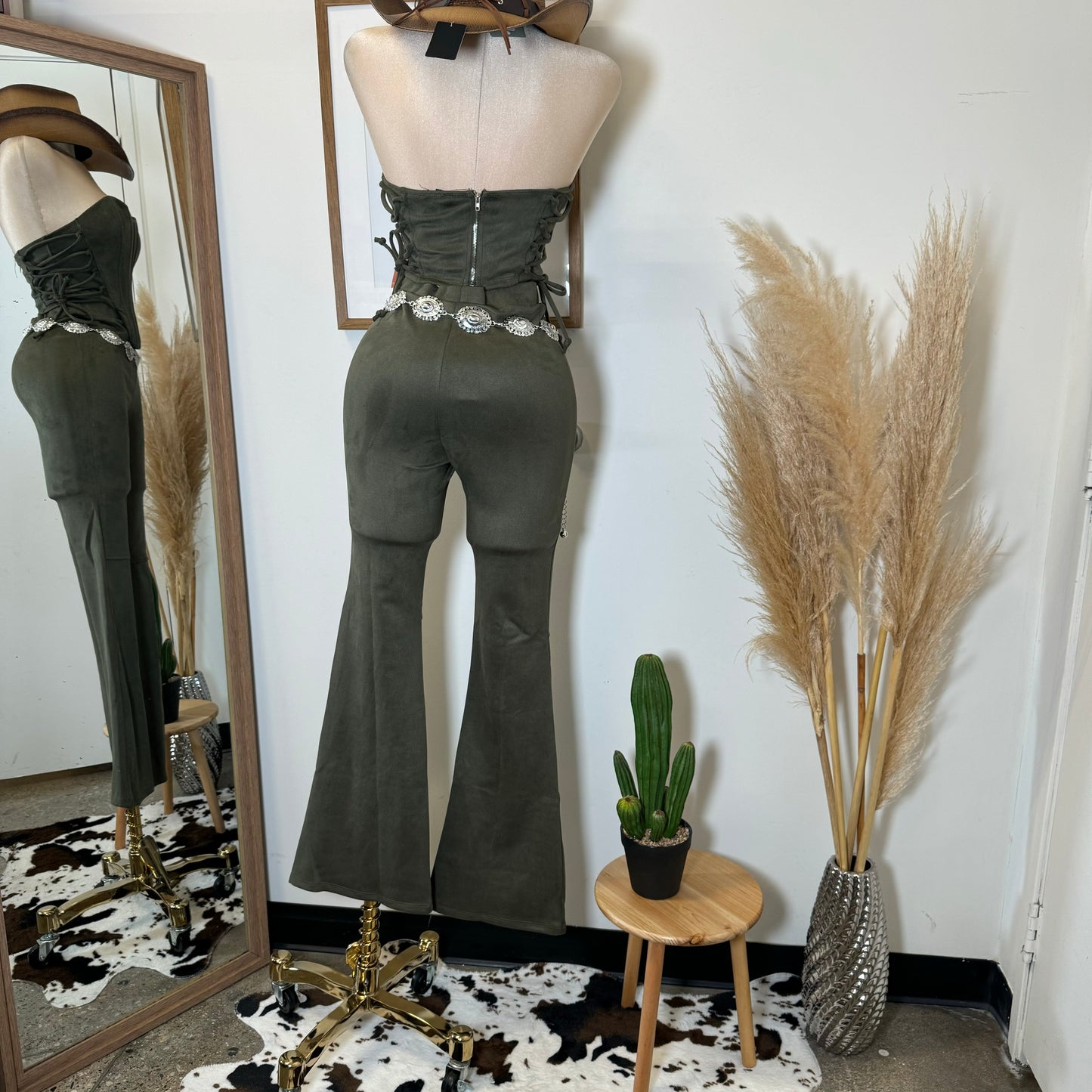 Jaripeo Suede Pant Set-Green
