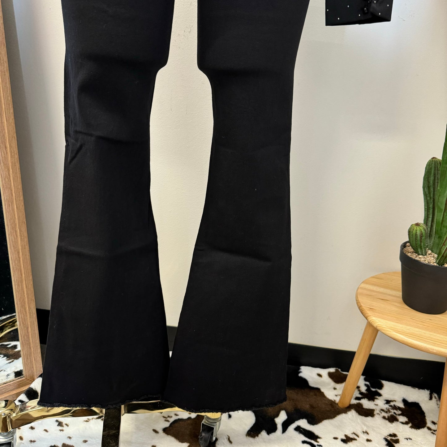 P912956R High Rise Super Flare Regular-Black