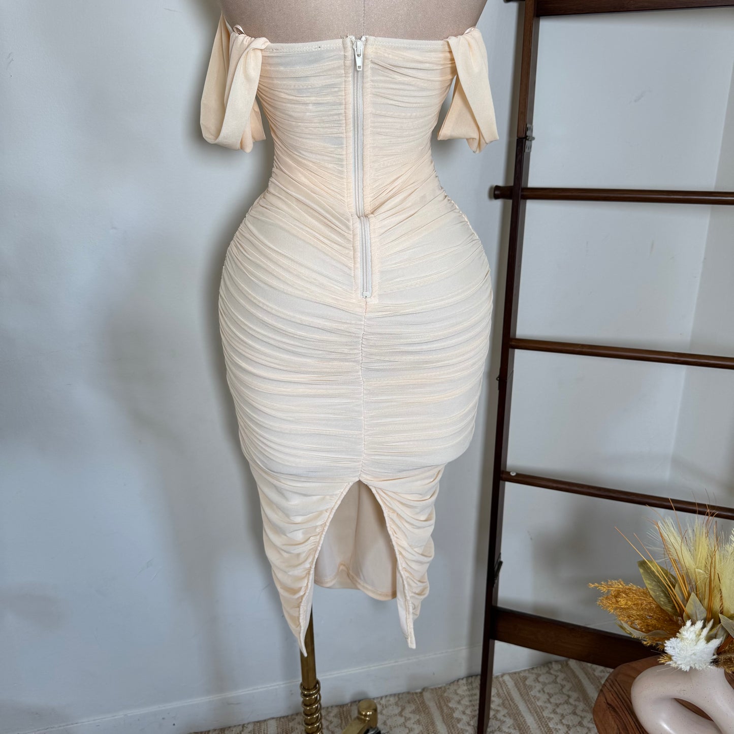 LUXE GLITTER MESH OFF SHOULDER RUCHED MIDI DRESS-Champagne