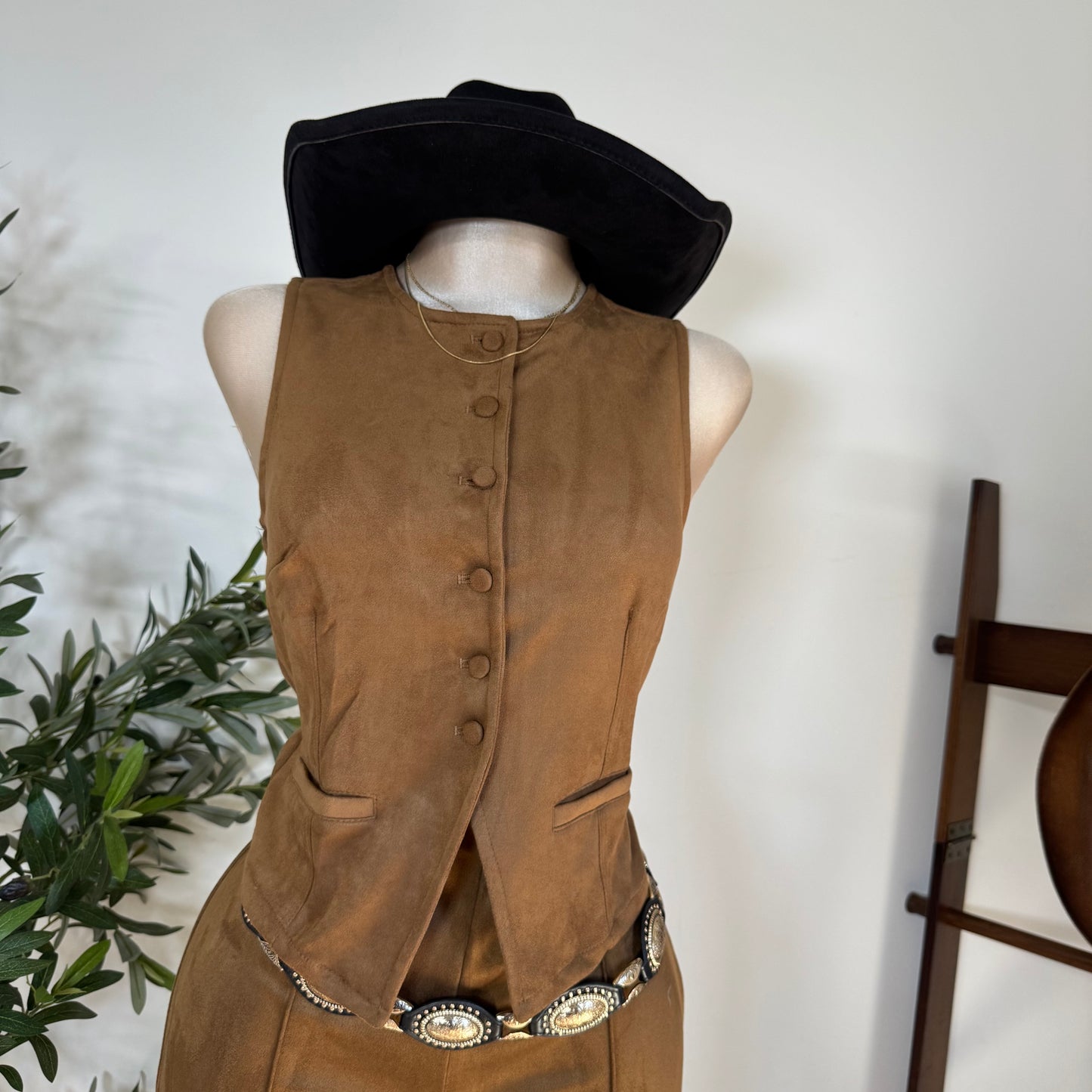 Suede Vest-Tan