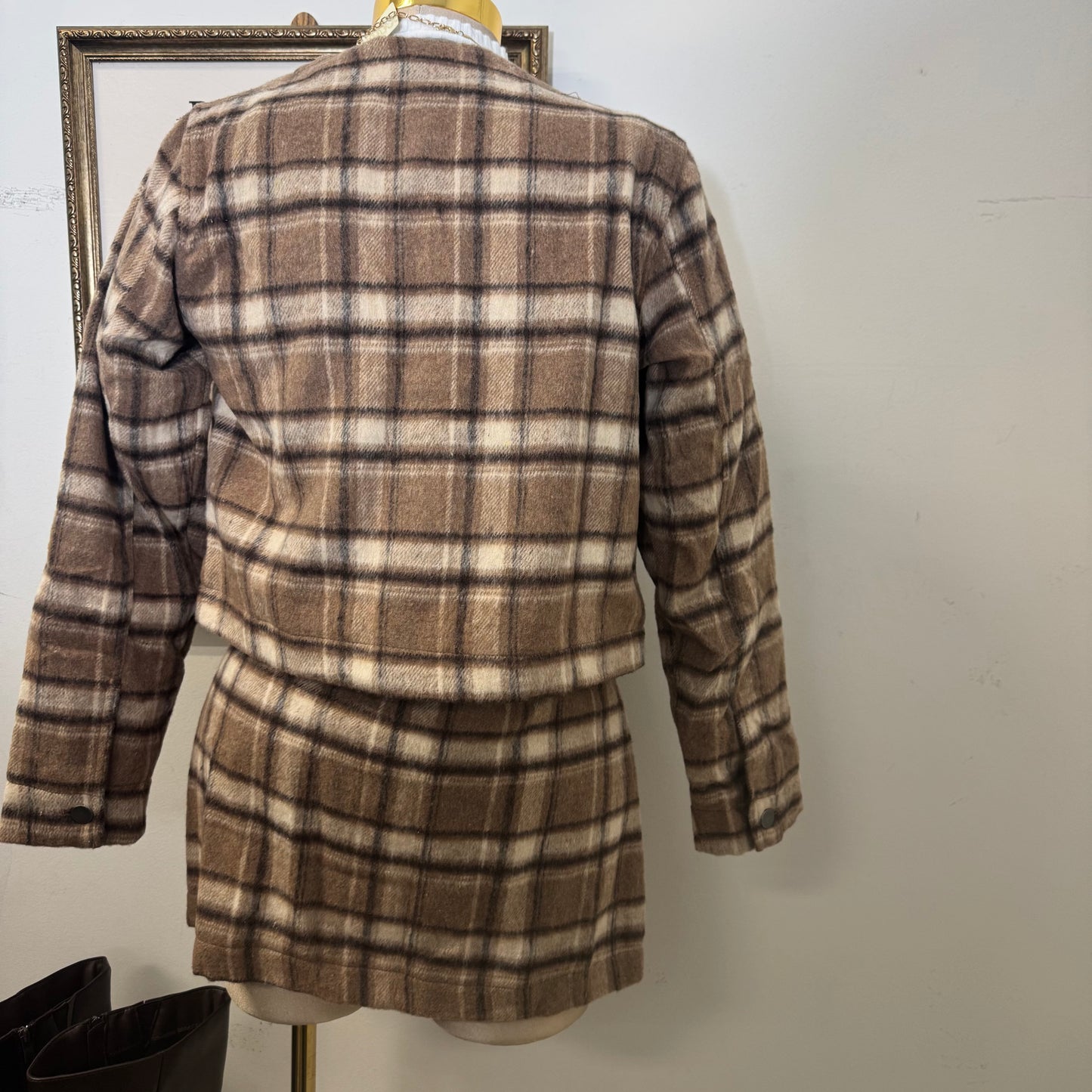 Long Sleeve Round Neck Brushed Plaid Jacket-khaki