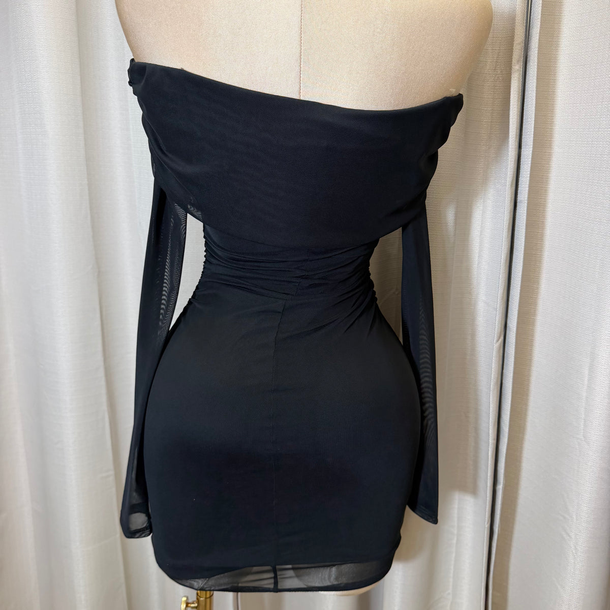 Off shoulder mesh Mini Dress-Black
