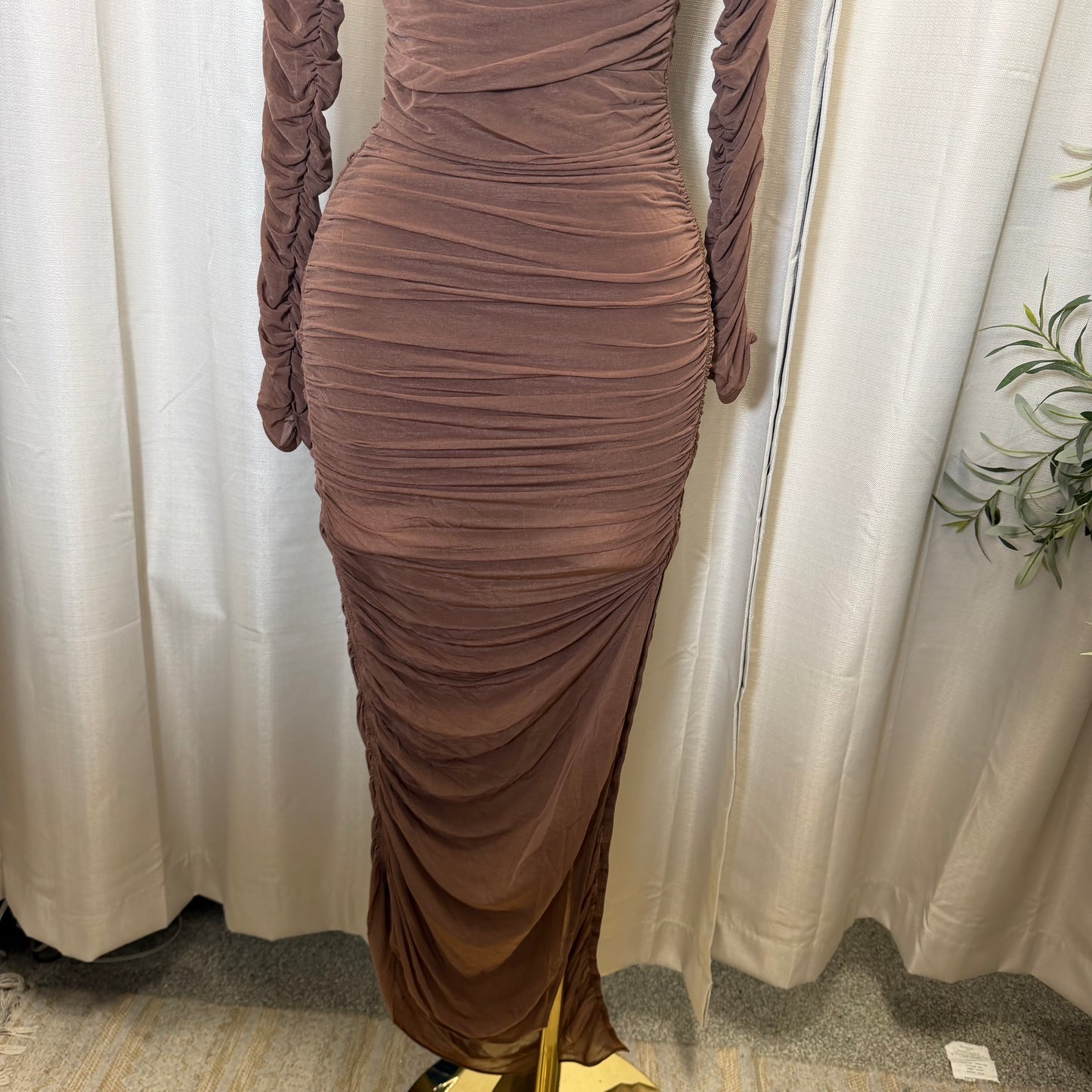 LONG SLEEVES ASSYMETRICAL HEM MAXI DRESS-Brown