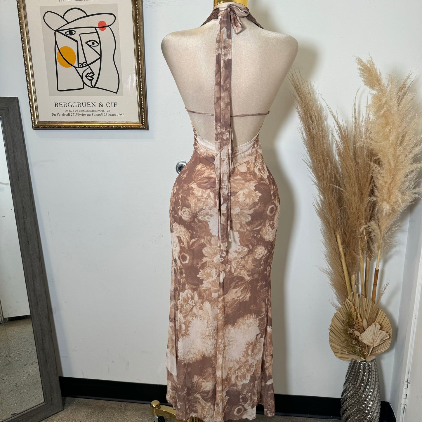 Xio open Slit Dress-Brown