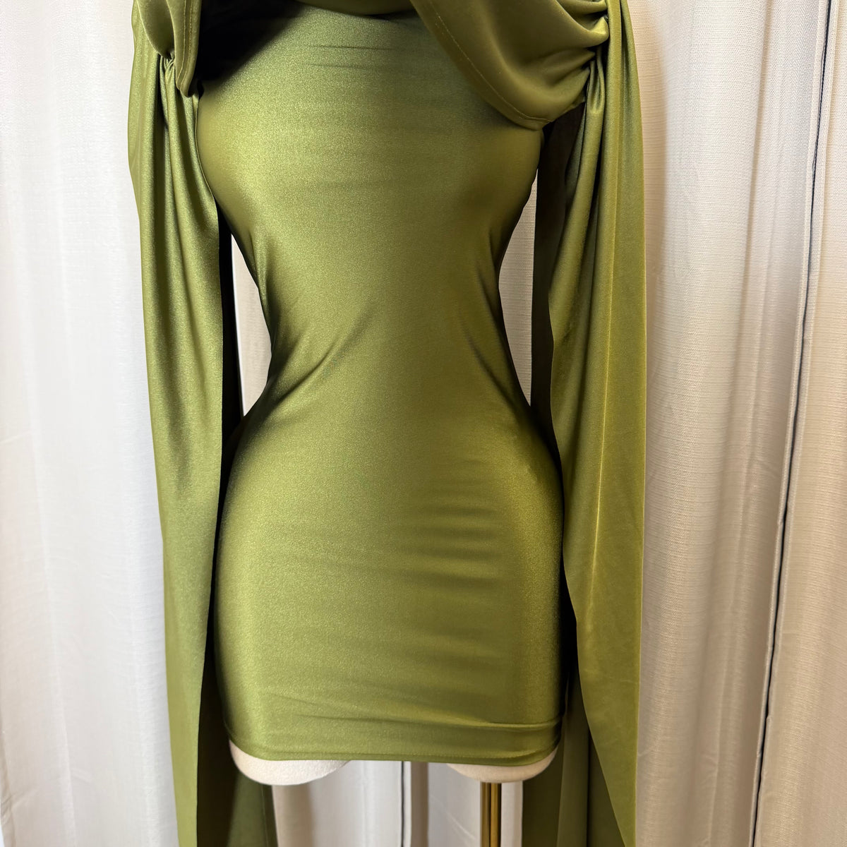Long sleeve Dress with Drape in the front-Olive