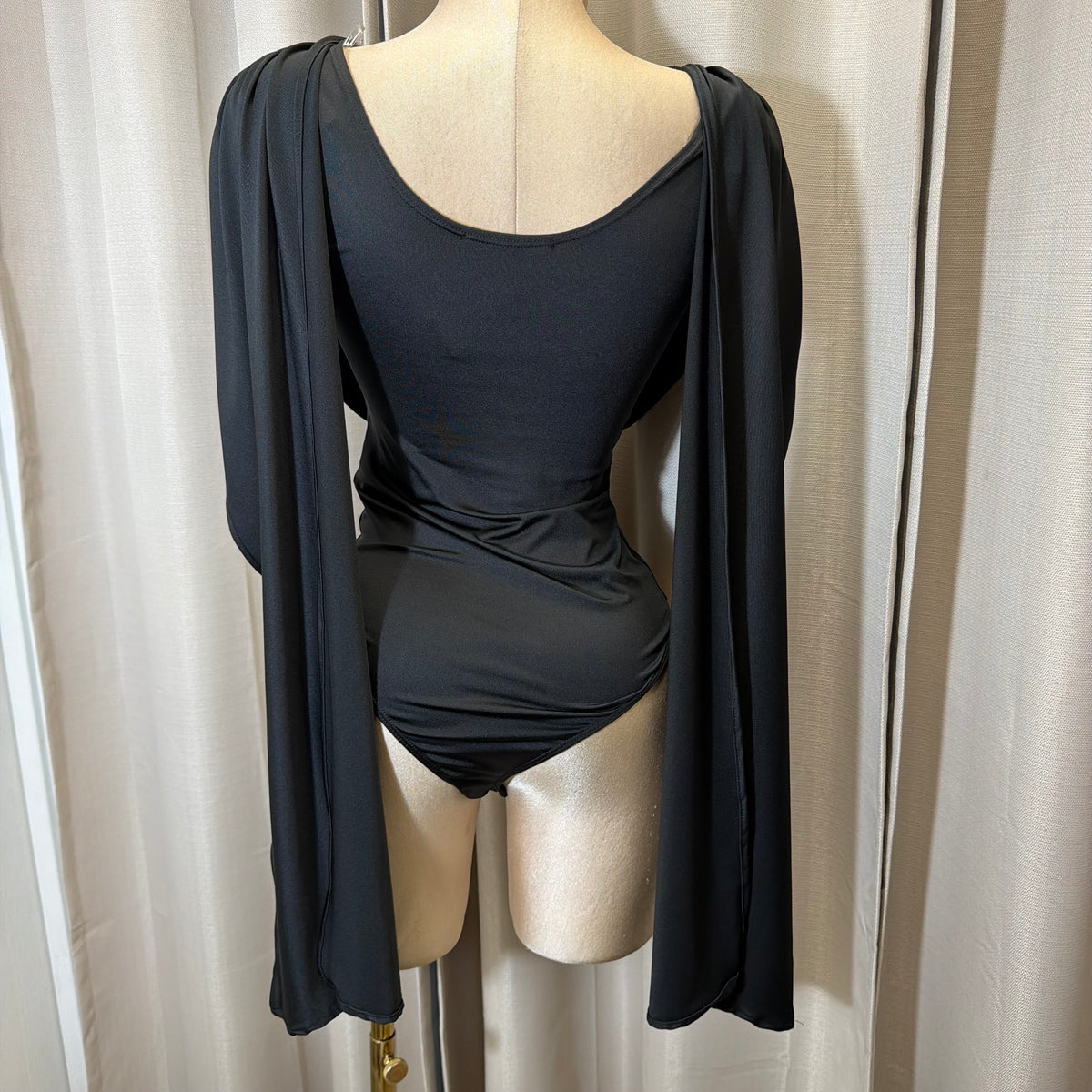 Draped Bodysuit Long sleeve-Black