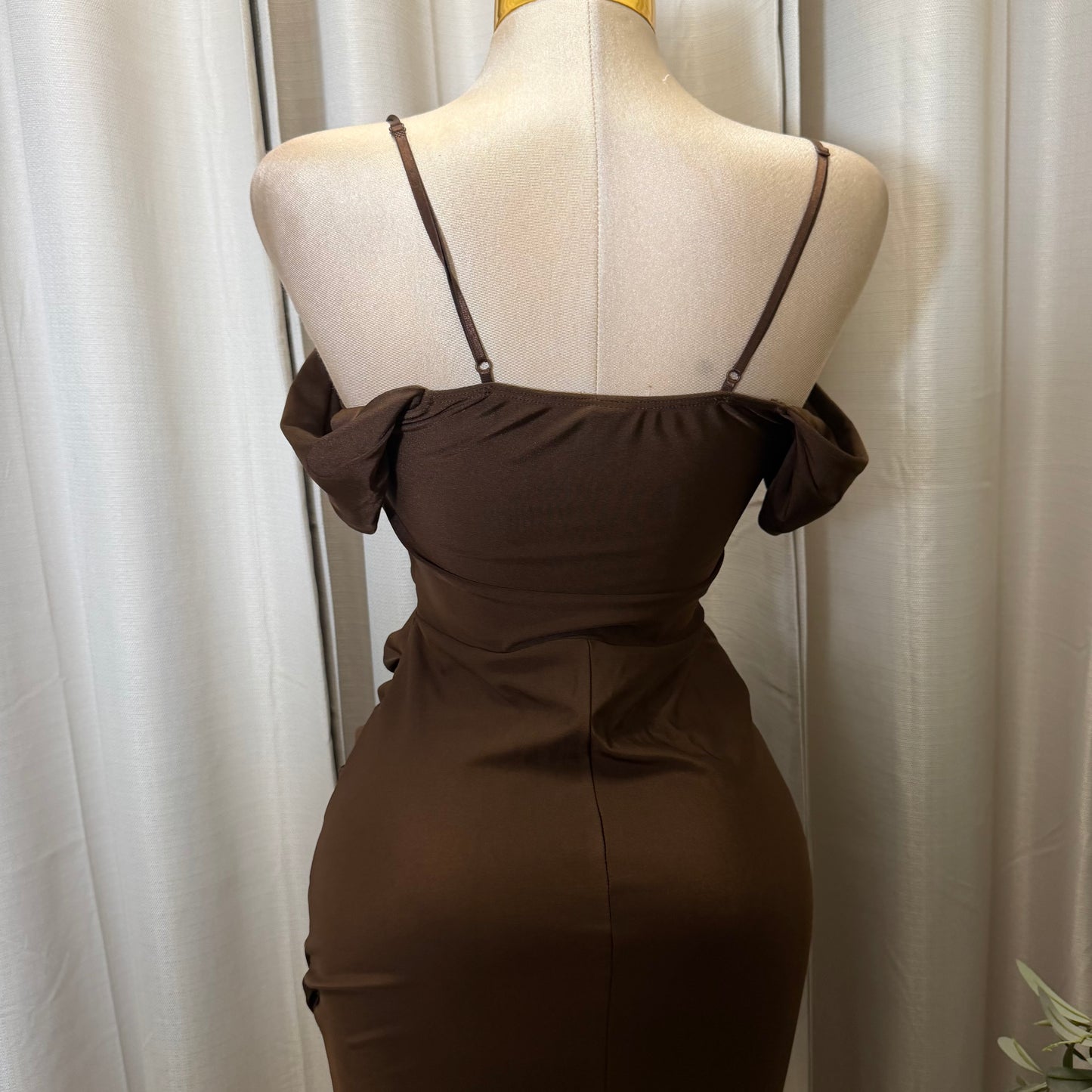Off Shoulder Midi Dress-Brown