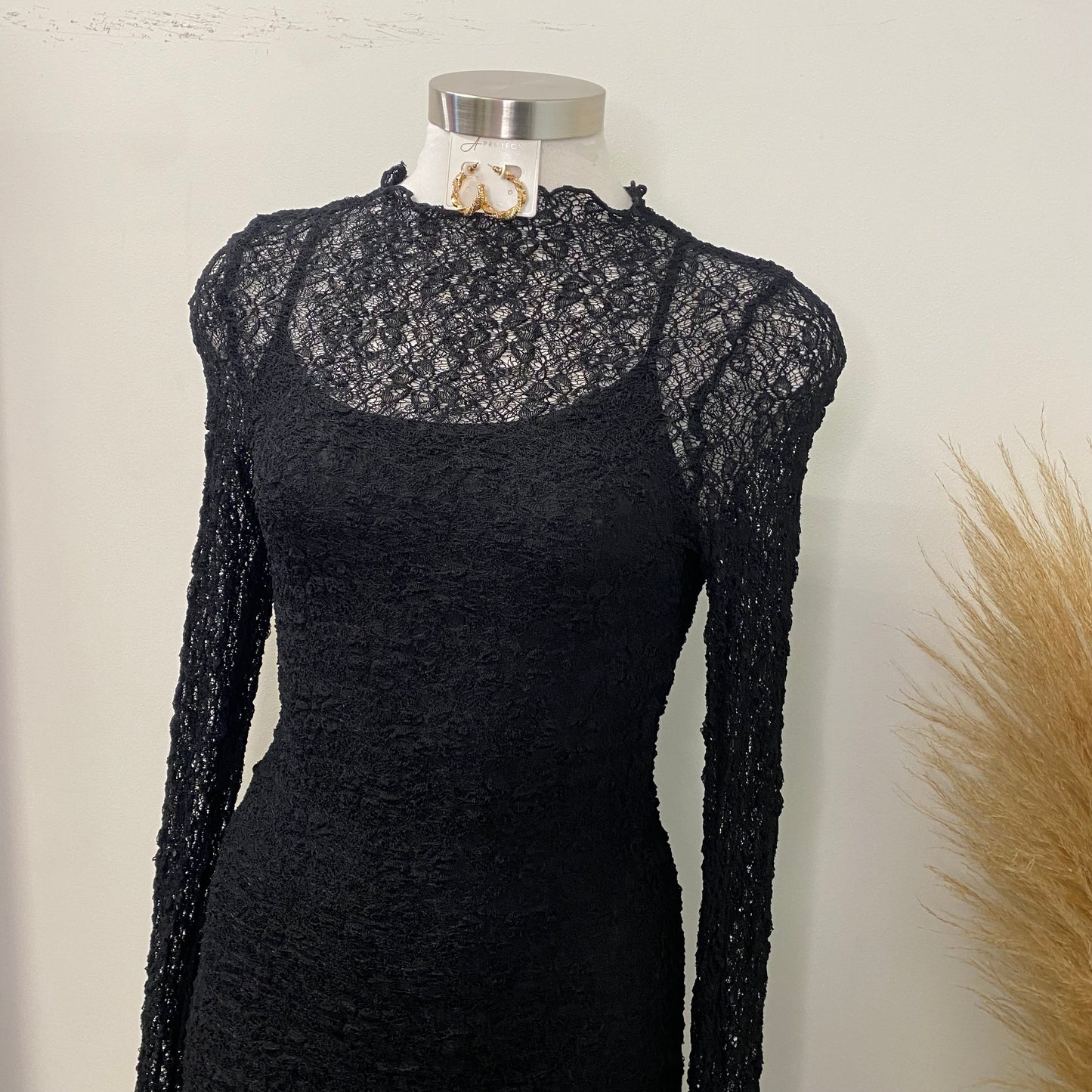 2 Karolina Lace Dress -Black