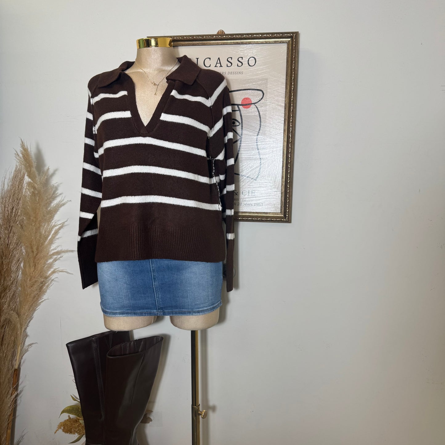 V Neck Stripe Polo Sweater-Brown