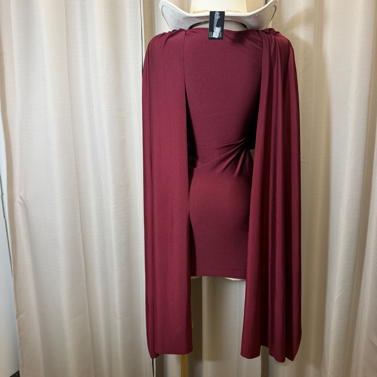 Long sleeve Dress with Drape in the front-Burgundy
