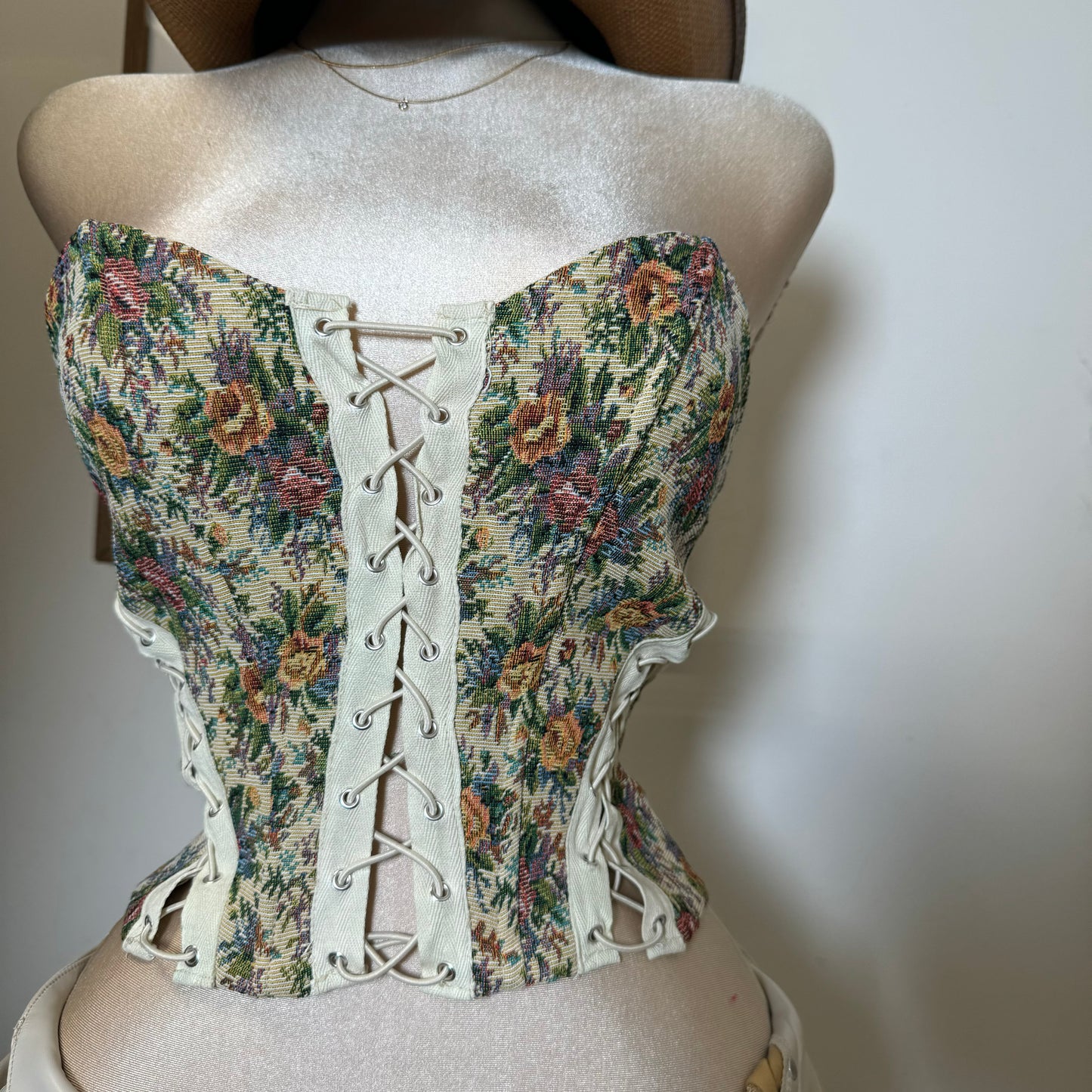 Rose Tie Side Bustier Corset-Floral Print