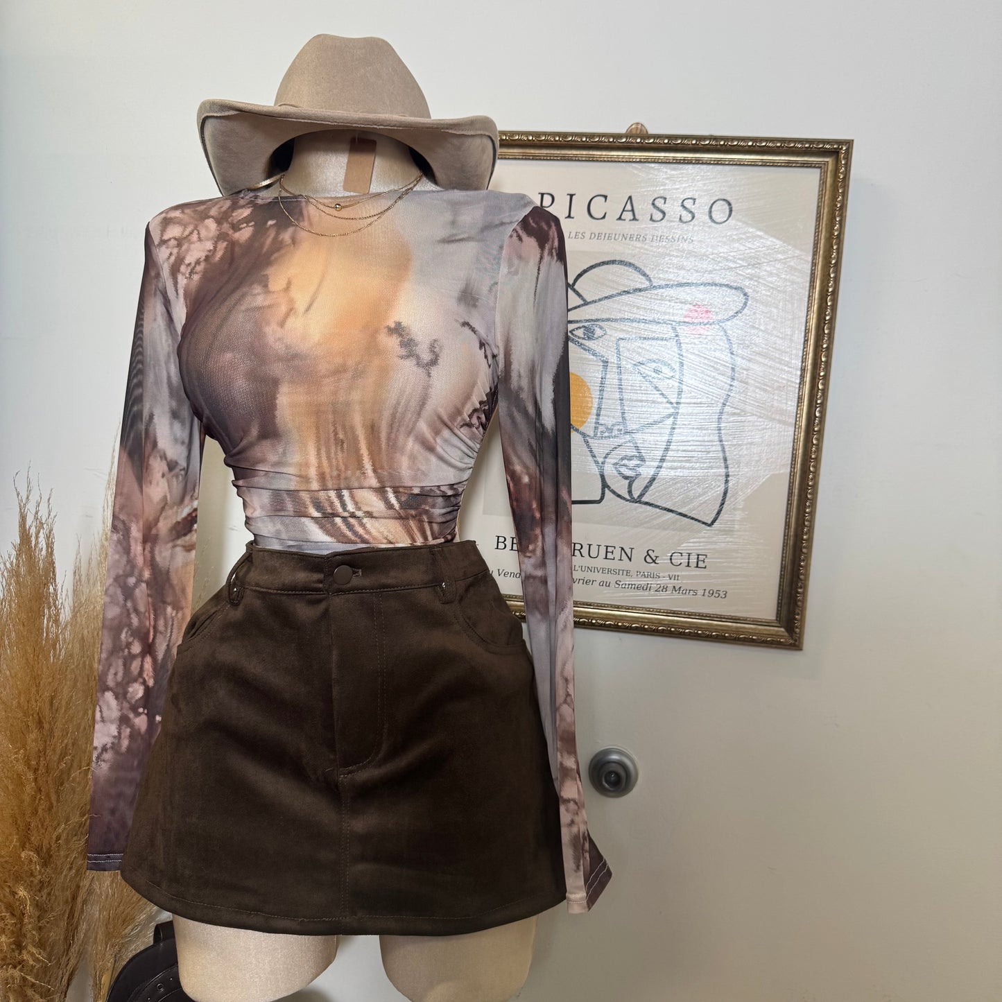 Round Neck Long sleeve Sleeve Bodysuit-Brown Multi