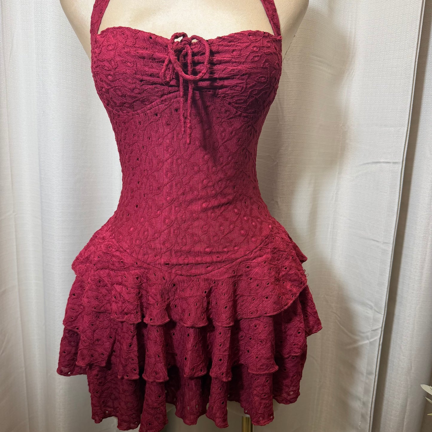 Eyelet halter neck Tiered Ruffle Mini Dress-Burgundy