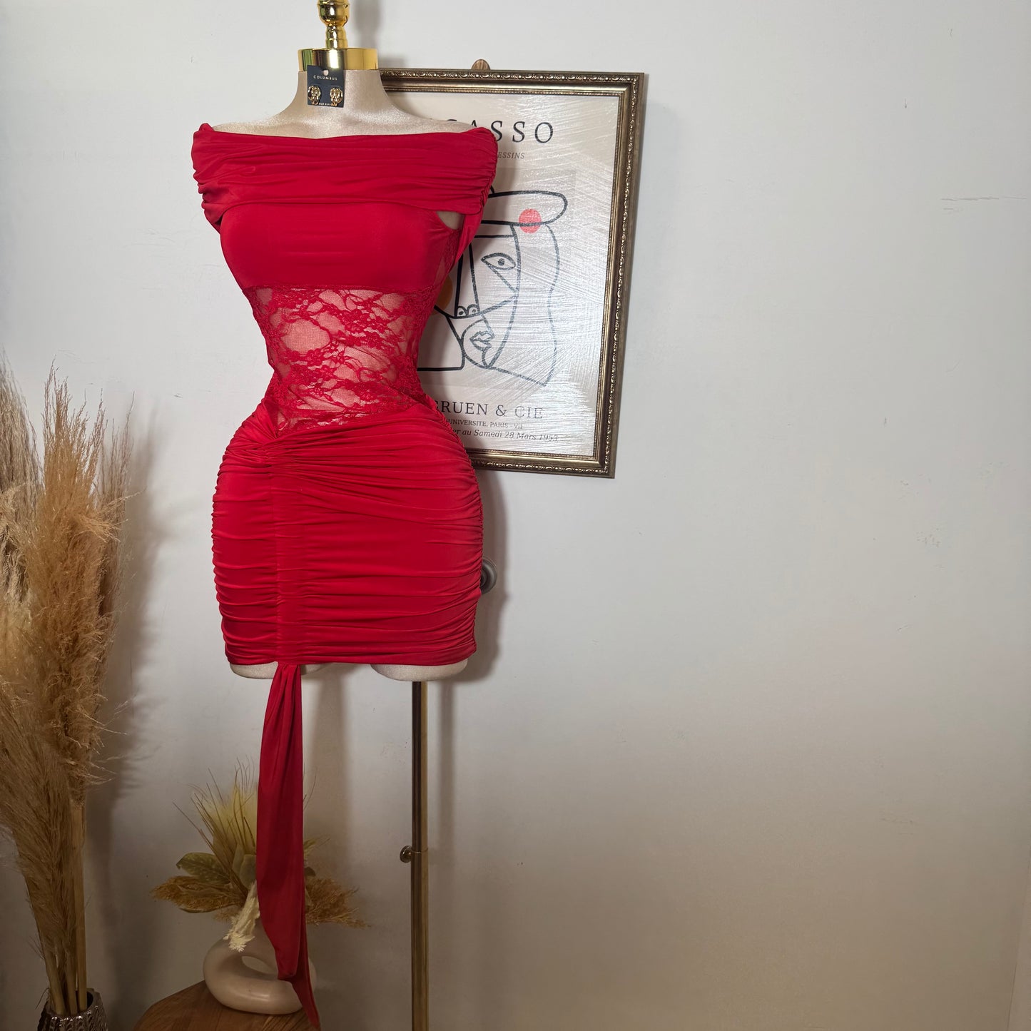 Off Shoulder Lace Dress-Red
