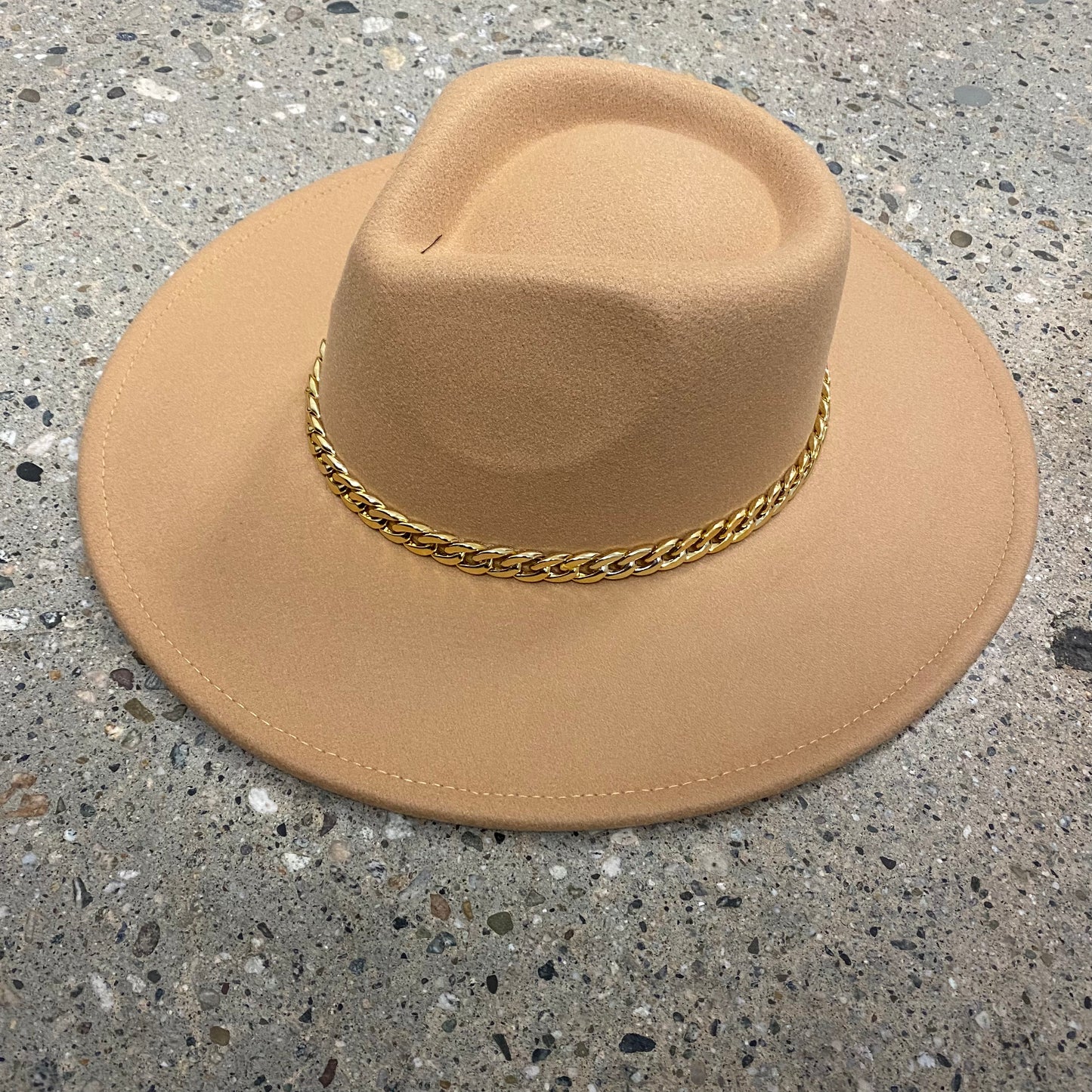Hat -JCH-4136