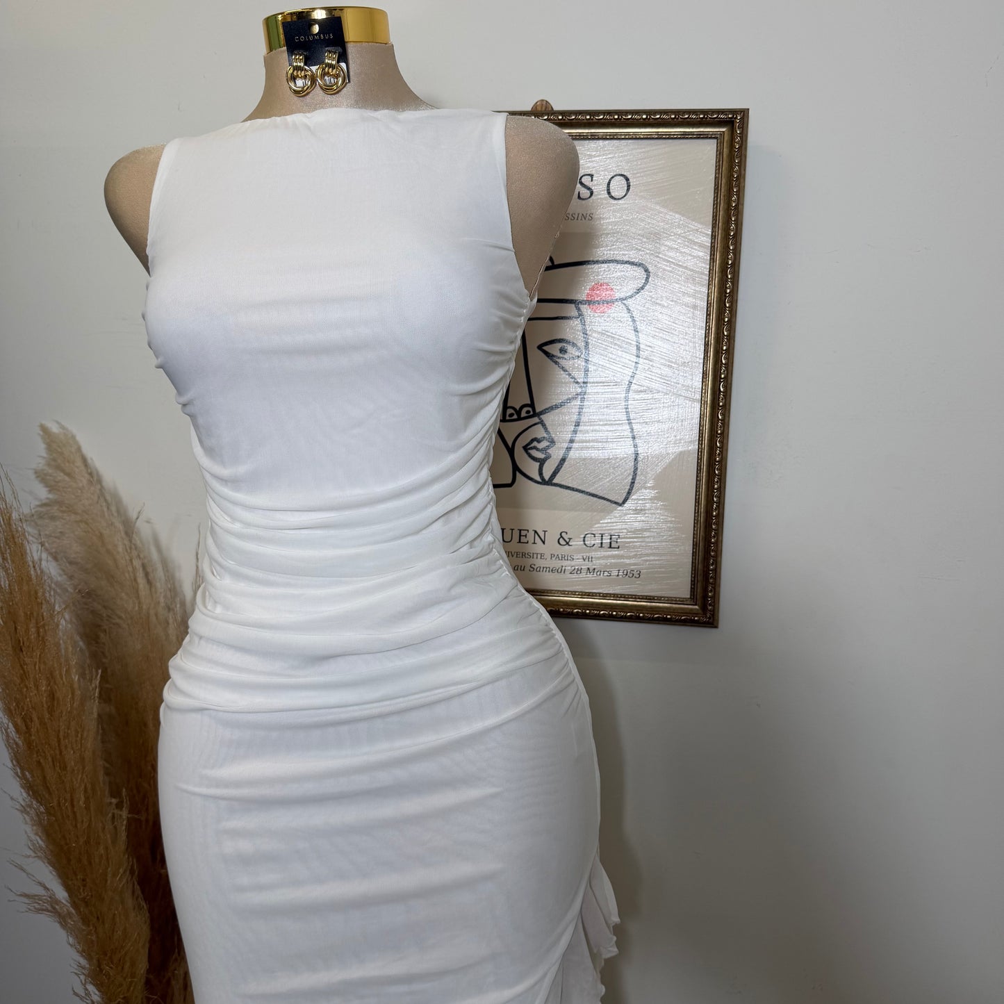 Elegant Ruched Silit Maxi Dress-Ivory