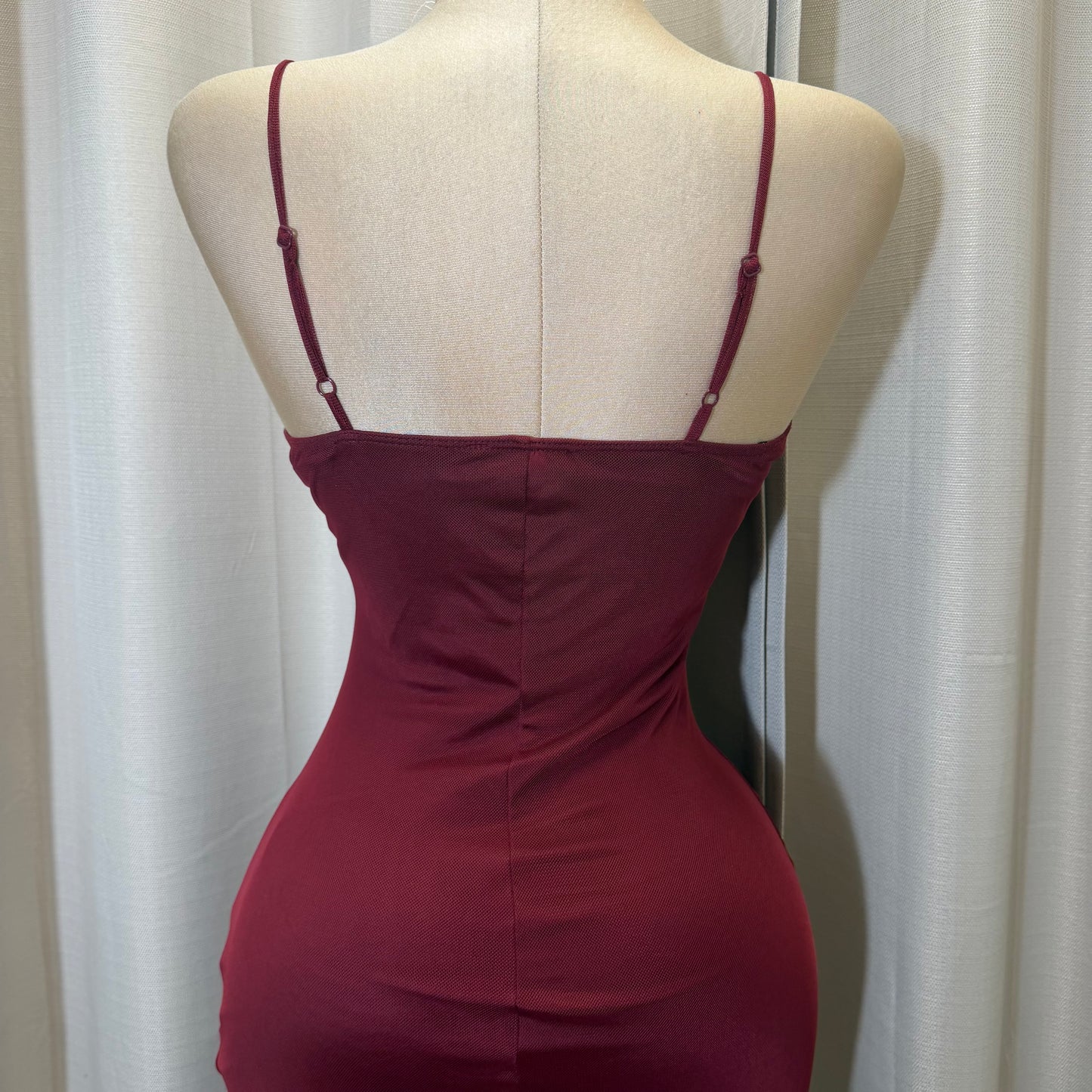 Mismaloya Mesh Dress-Burgundy