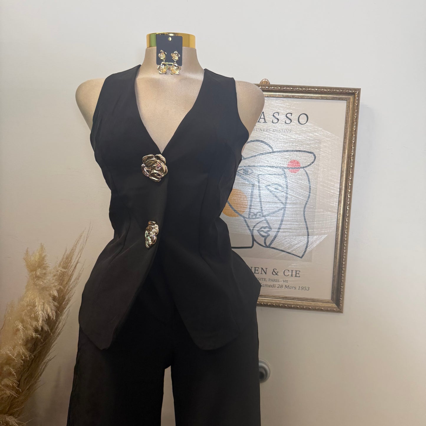 V Neck Top And Casual Pant Set-Black