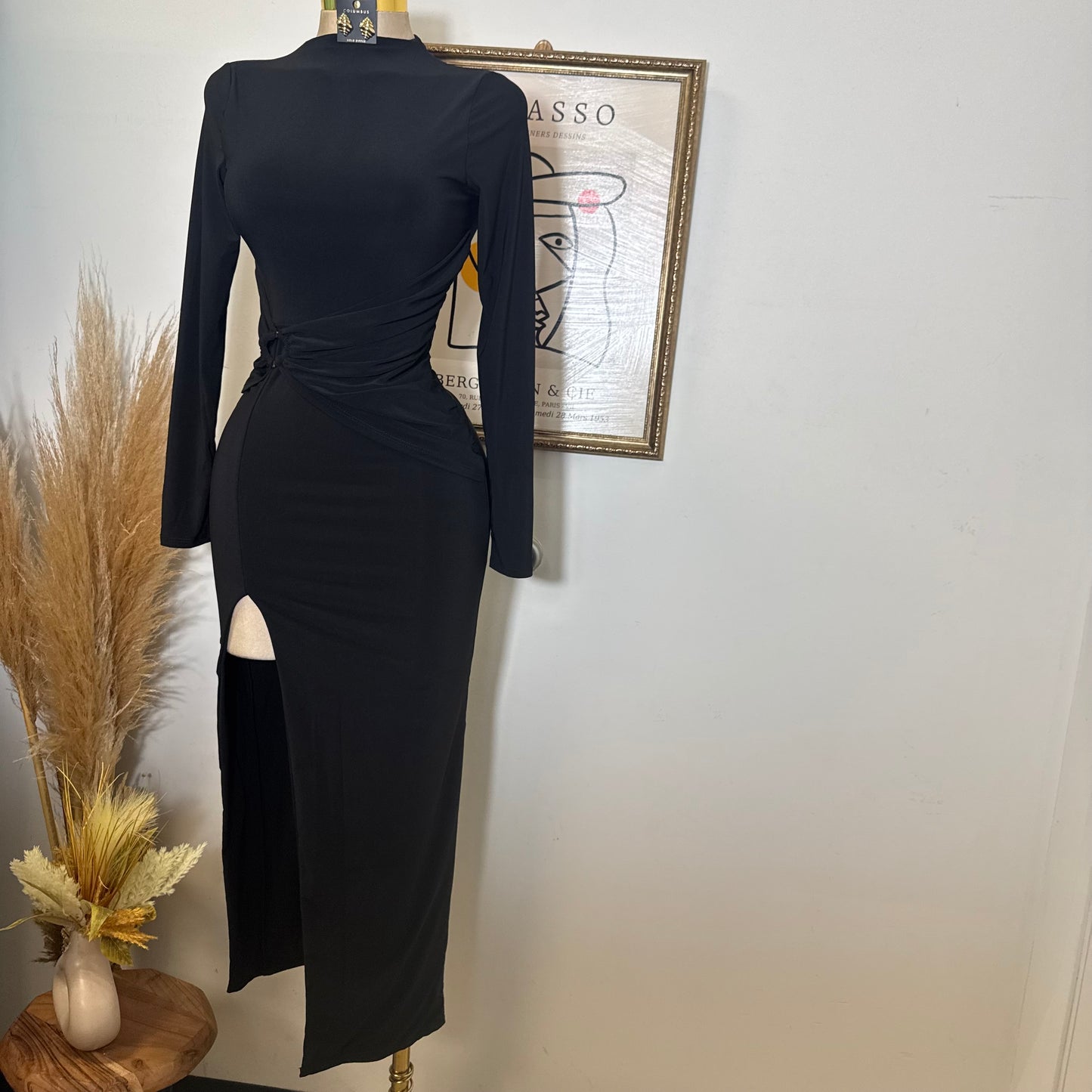 Long Sleeve Open Slit Dress-Black