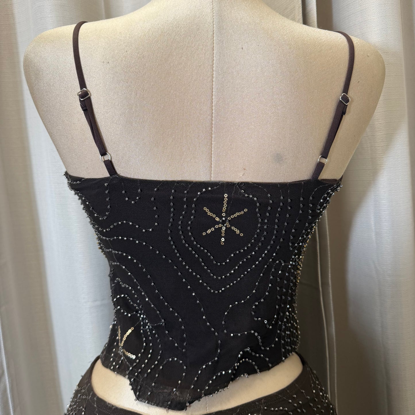 Spaghetti Mesh Top with beads-brown