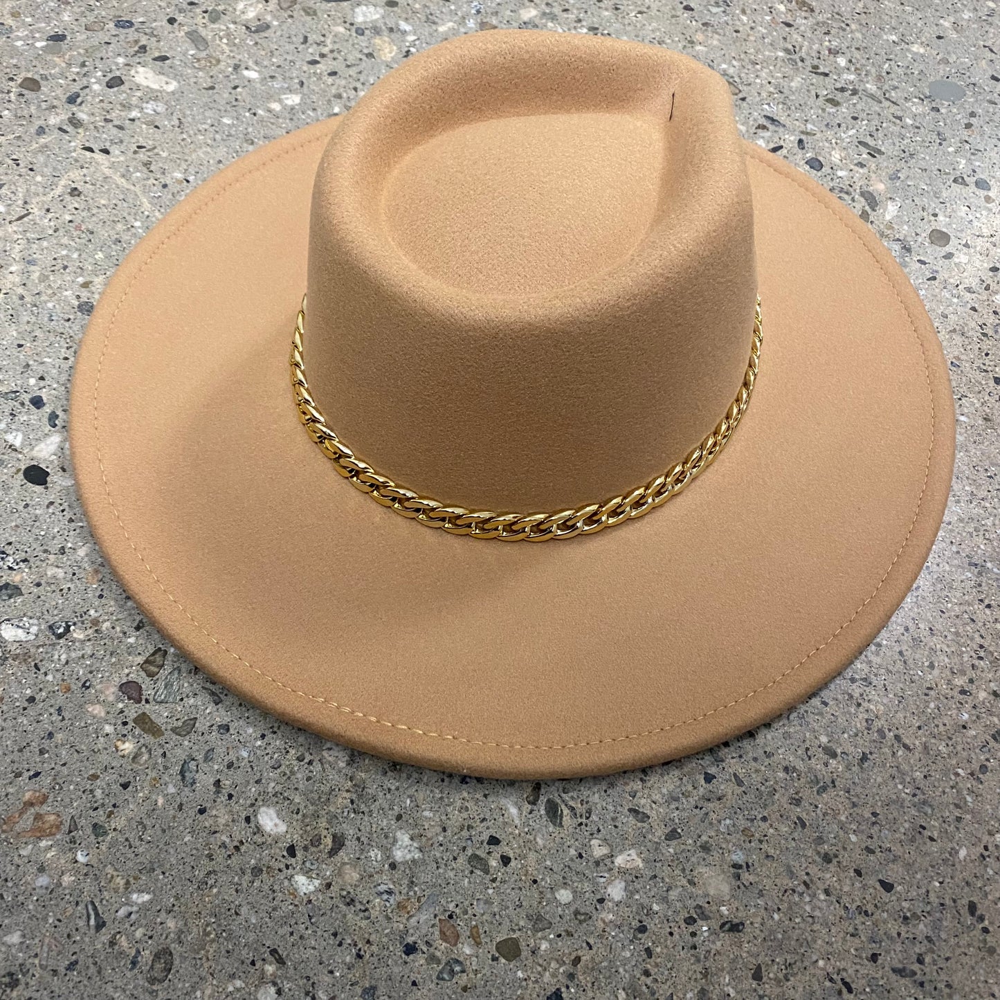 Hat -JCH-4136