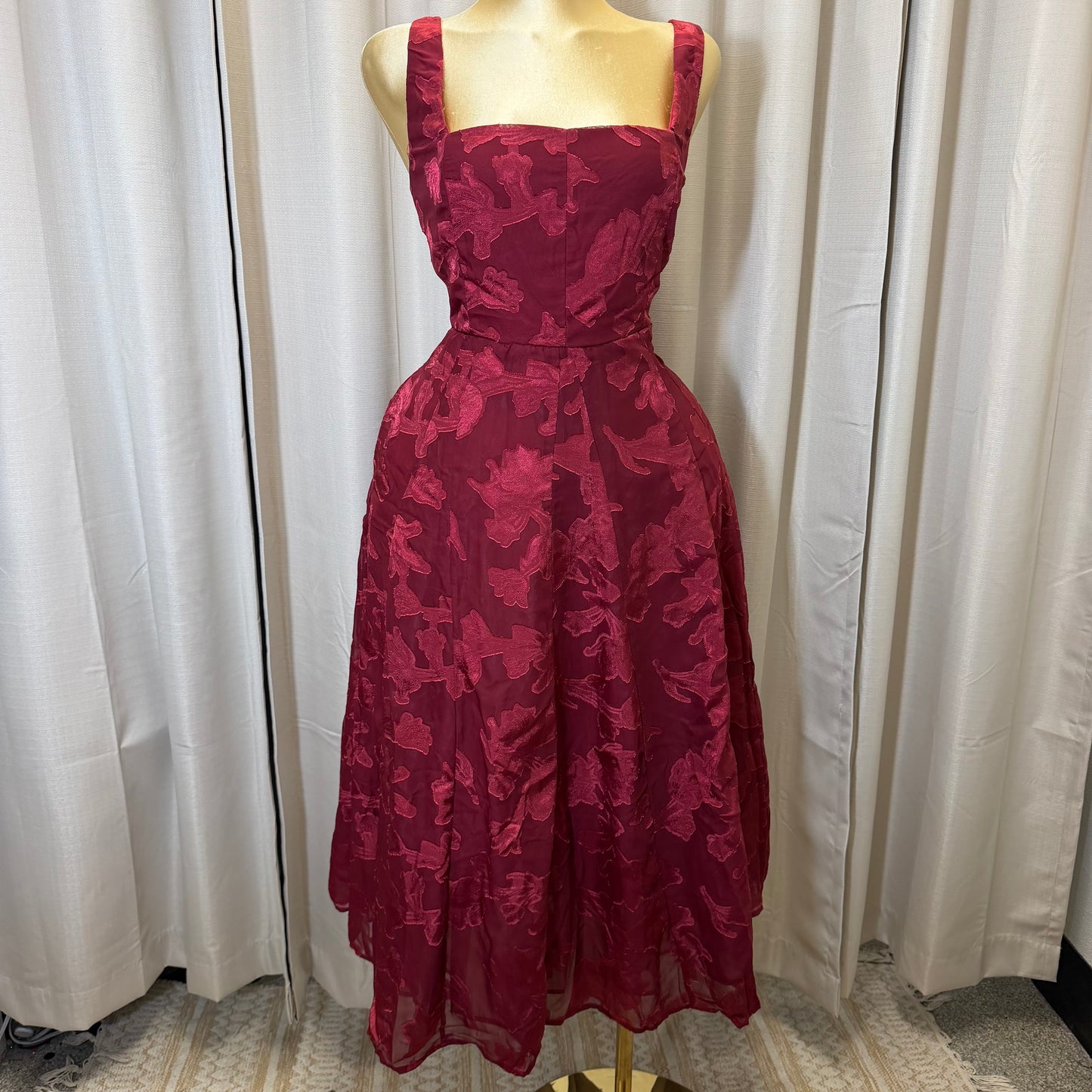 PL- Mia Floral Jacquard Fit And Midi Dress with pockets -Burgundy
