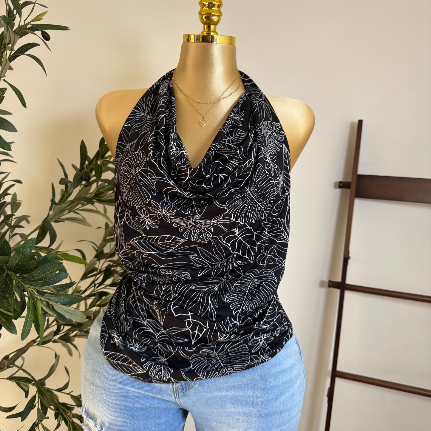 Halter Print Top PL-Black