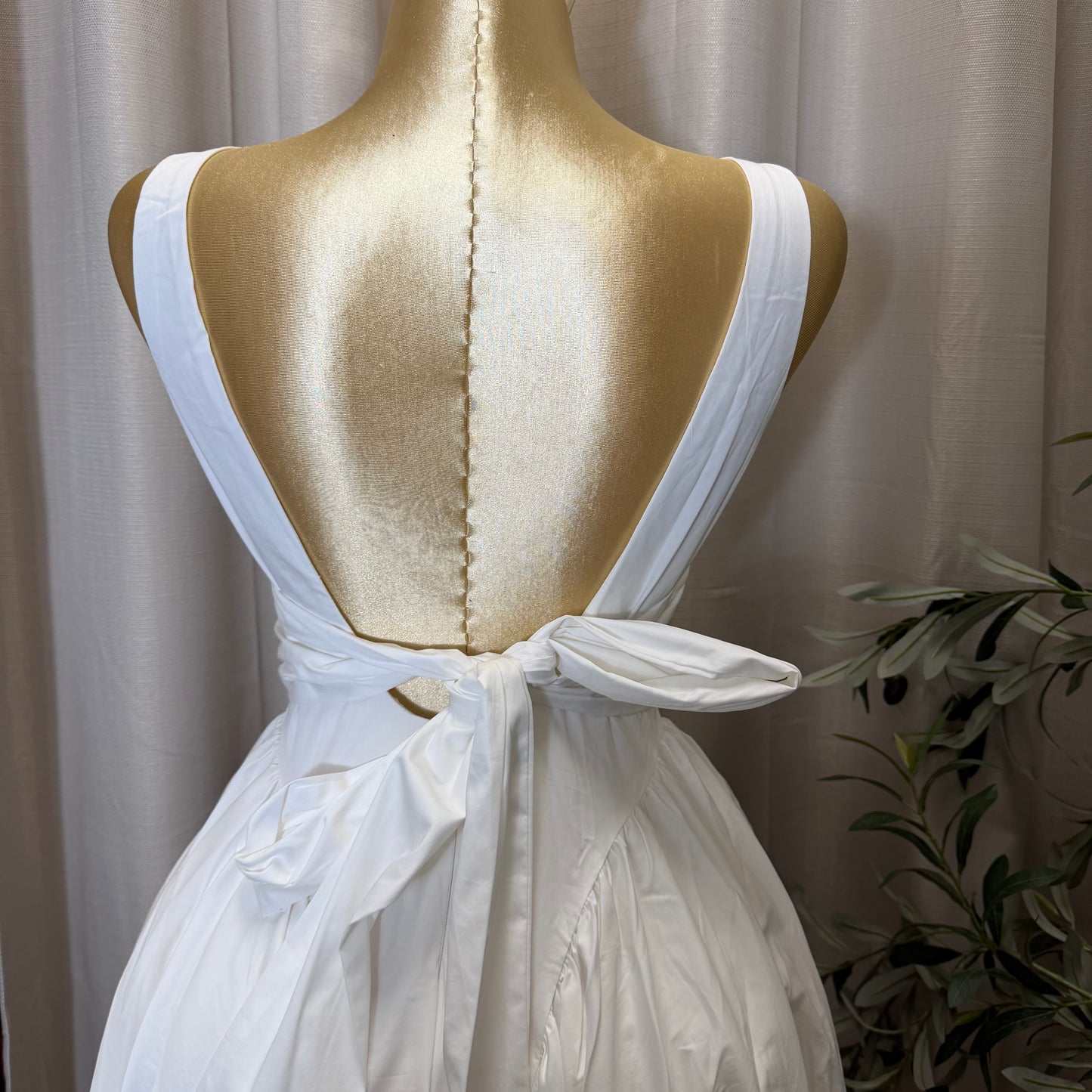 Poplin Back Ribbon MIdi Dress-White