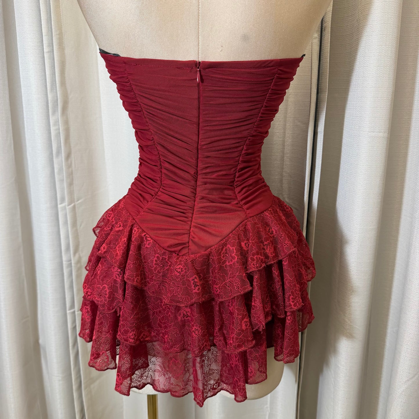 Tube Lace Mini flare dress-burgundy