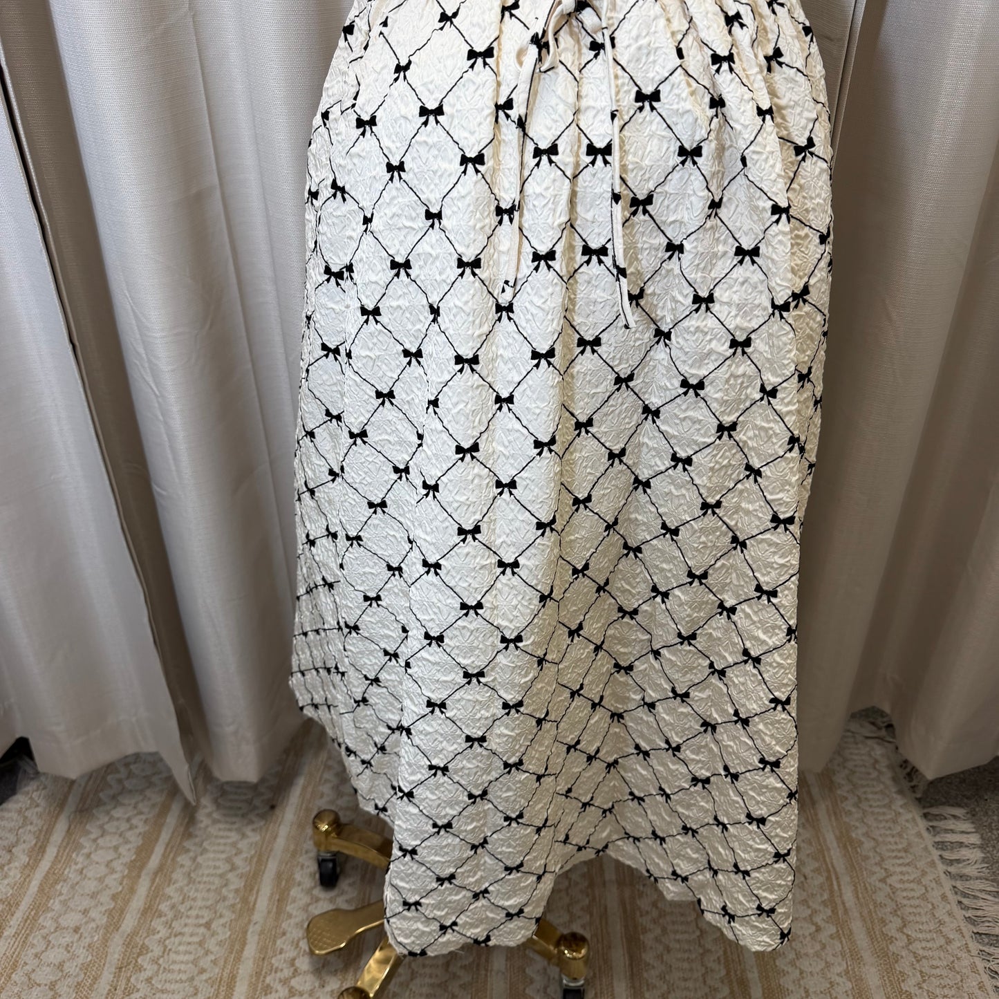 Bow print square neck Maxi Dress with pockets -Black/white