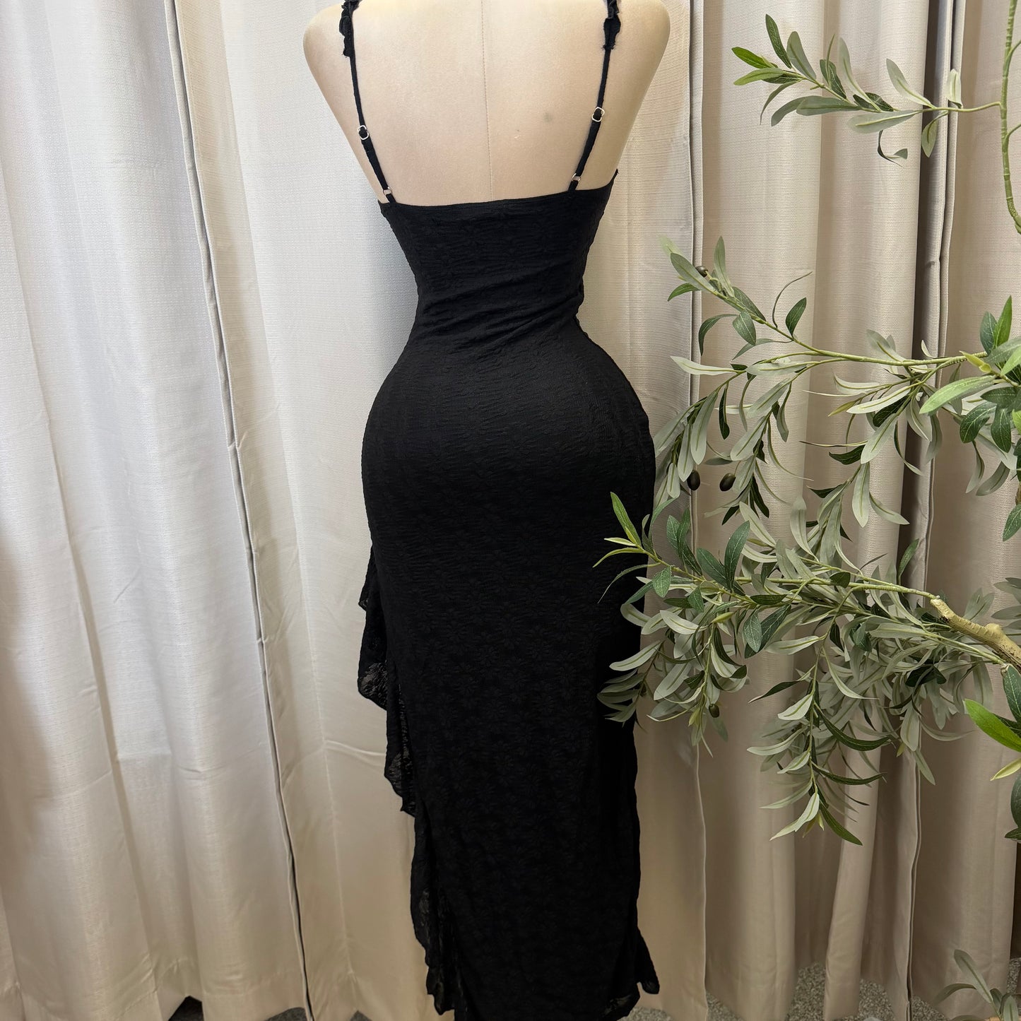 Daisy Asymmetric Skirt Midi Dress-Black