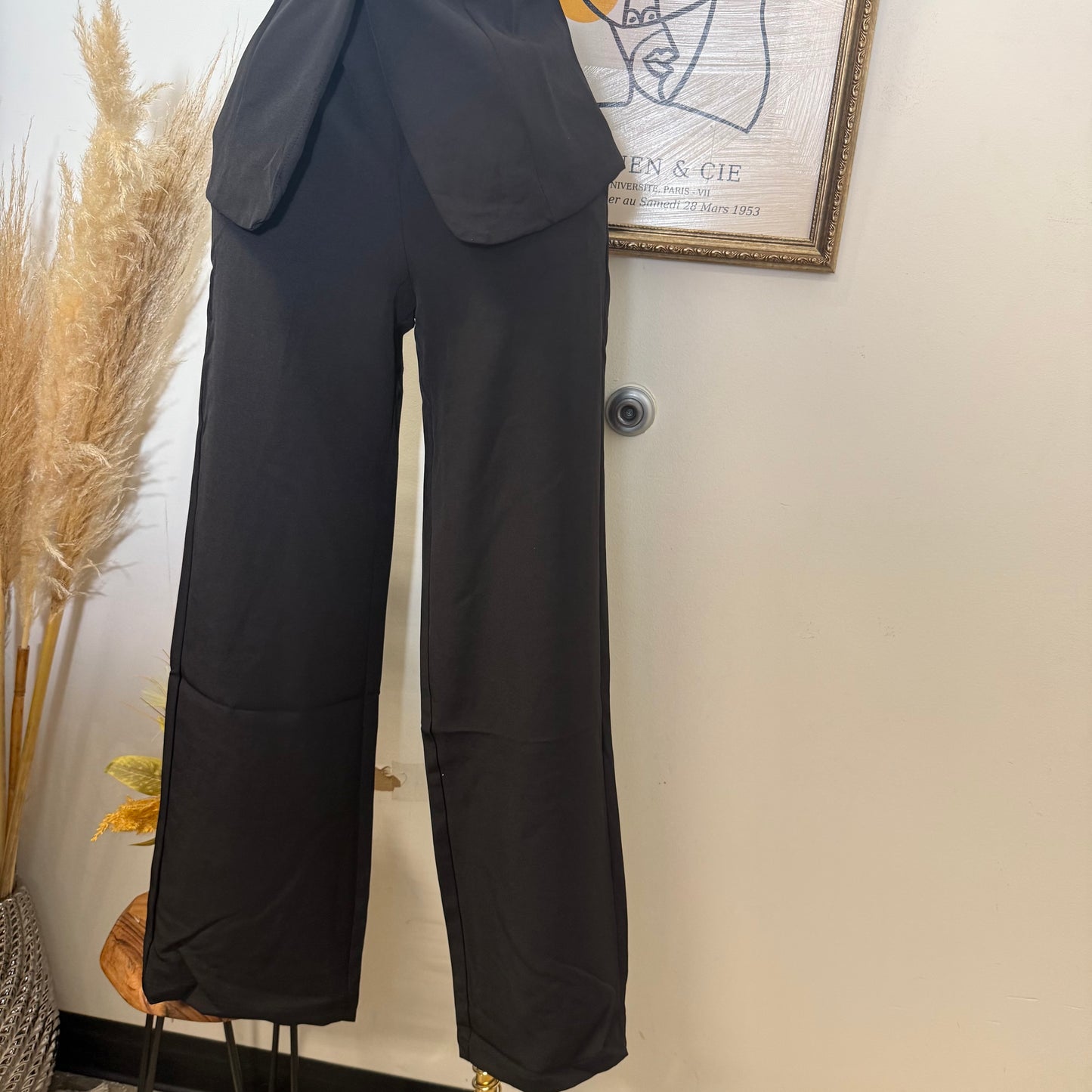 V Neck Top And Casual Pant Set-Black