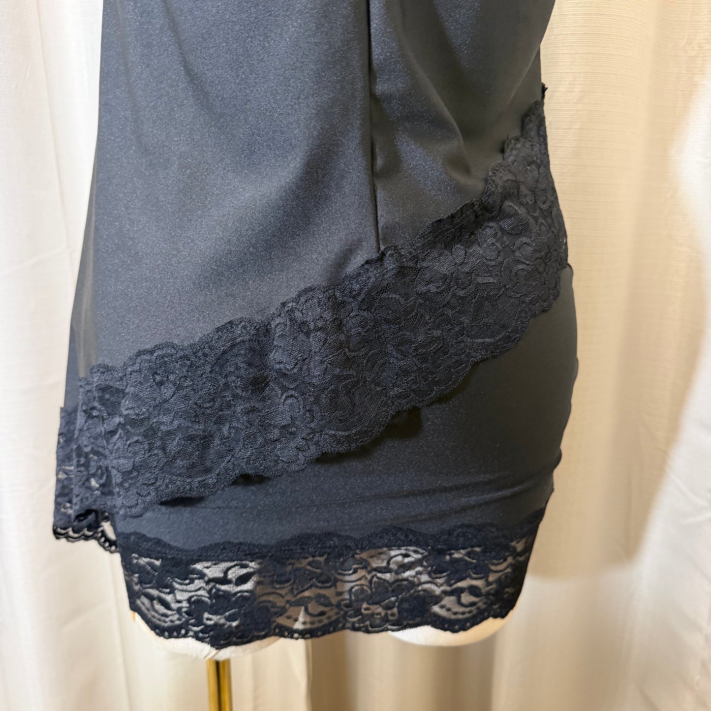 Asymmetrical Lace Skirt Set-Black