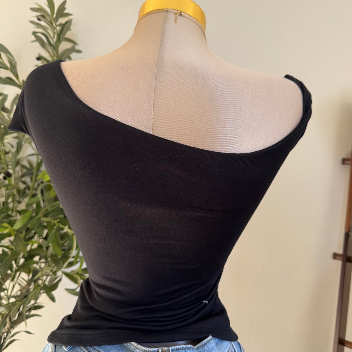 Asymmetrical Double Layered Top-Black