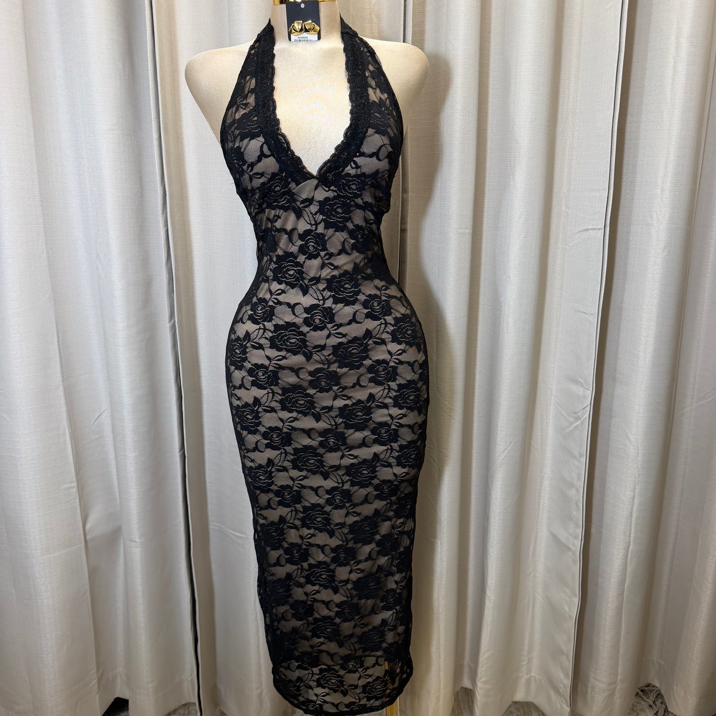 Halter back Tie Open back lace midi Dress-Black