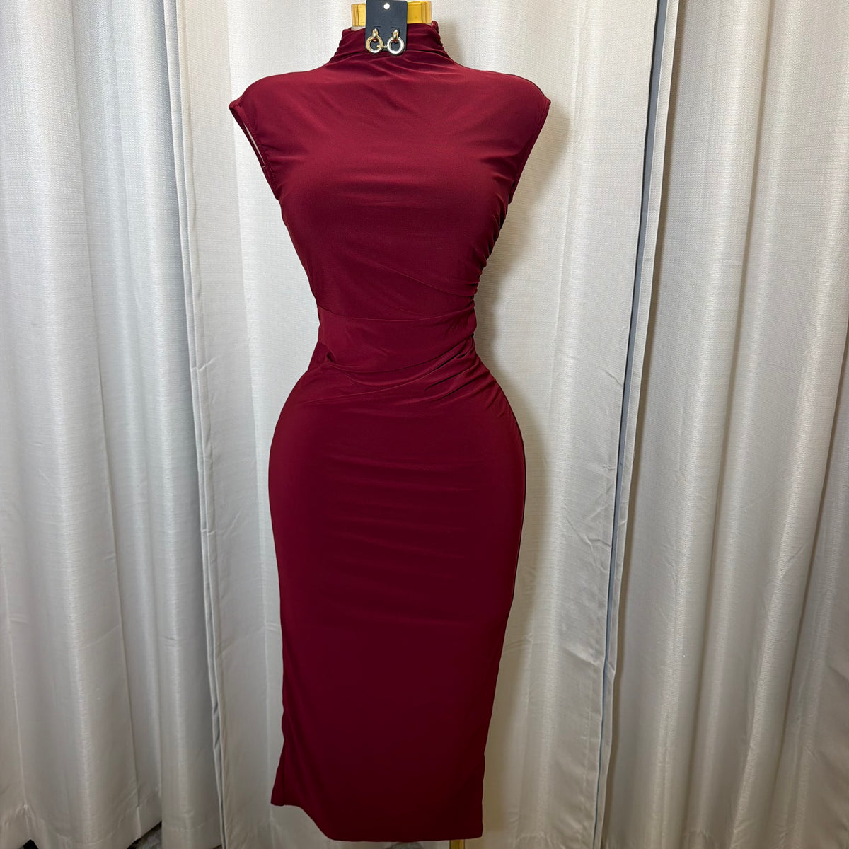 Solid Shirring Midi Dress-Burgundy