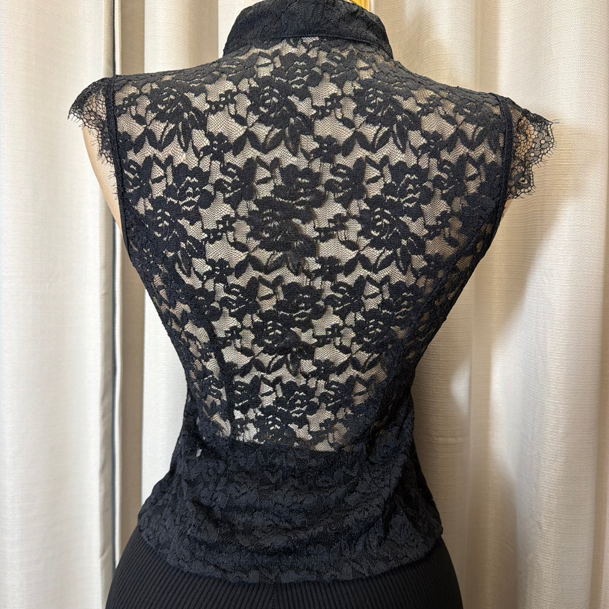 Lace Korean Top-Black