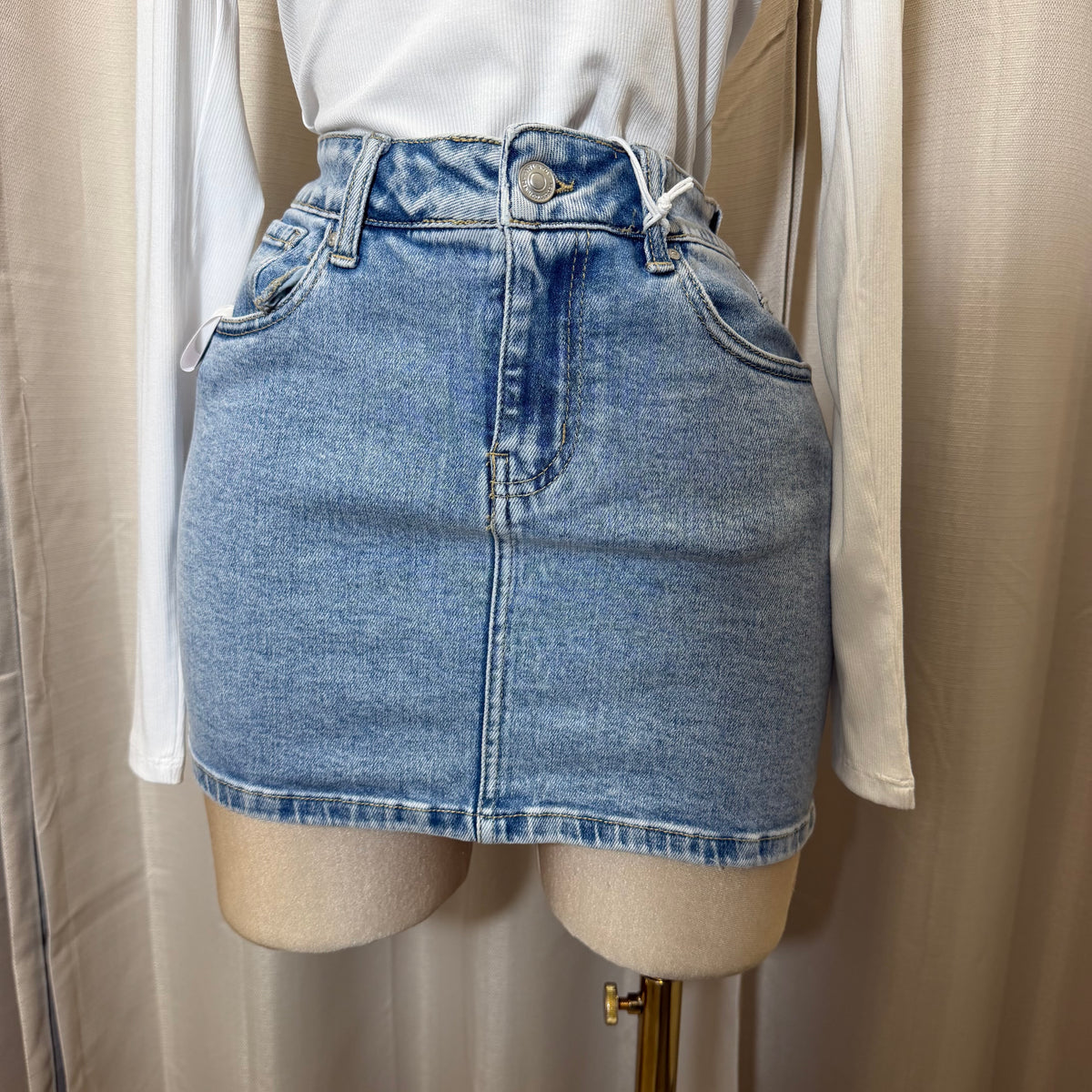 Snow Wash Mini Skirt -Lt Blue
