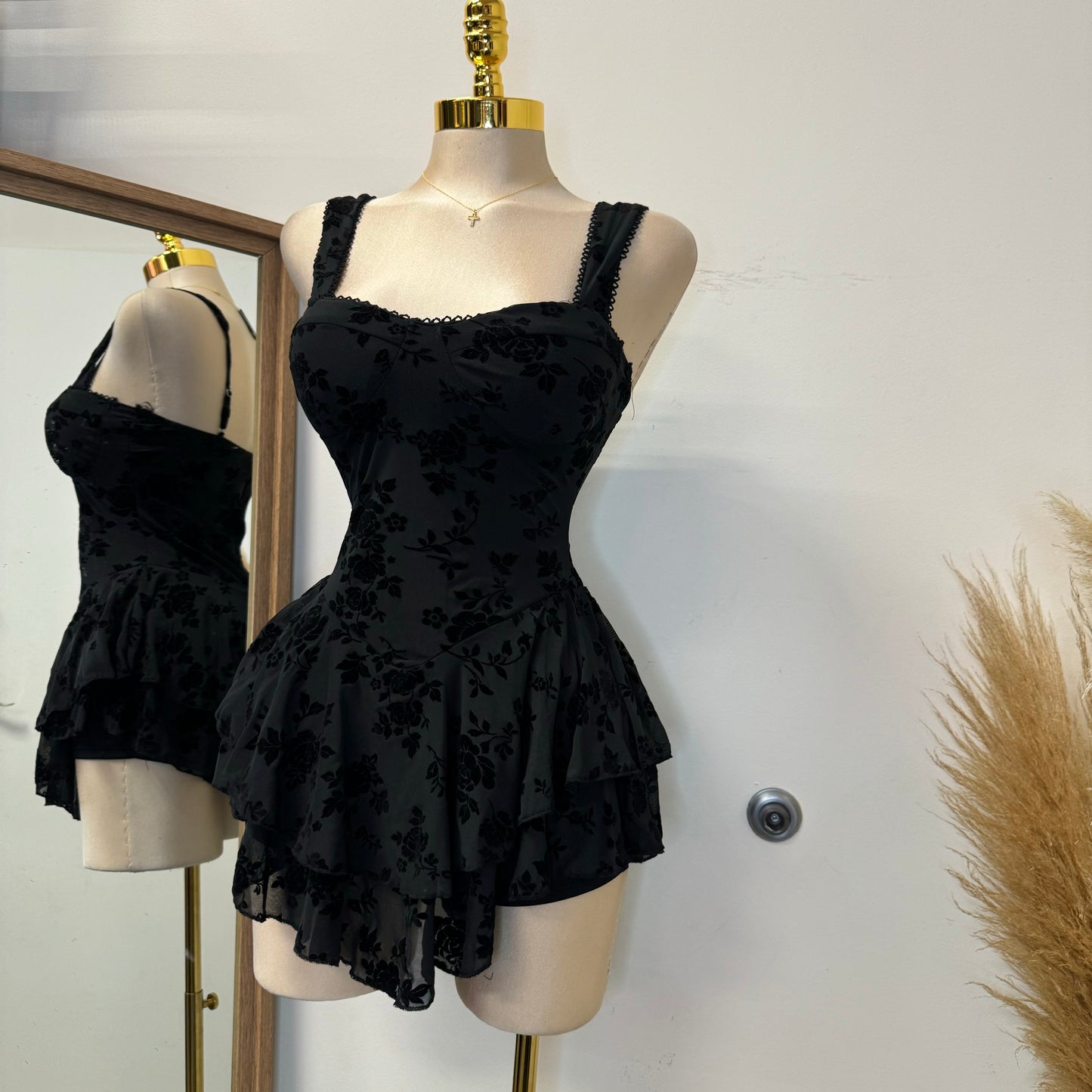 Floral Lace Trim Dress-Black/Black