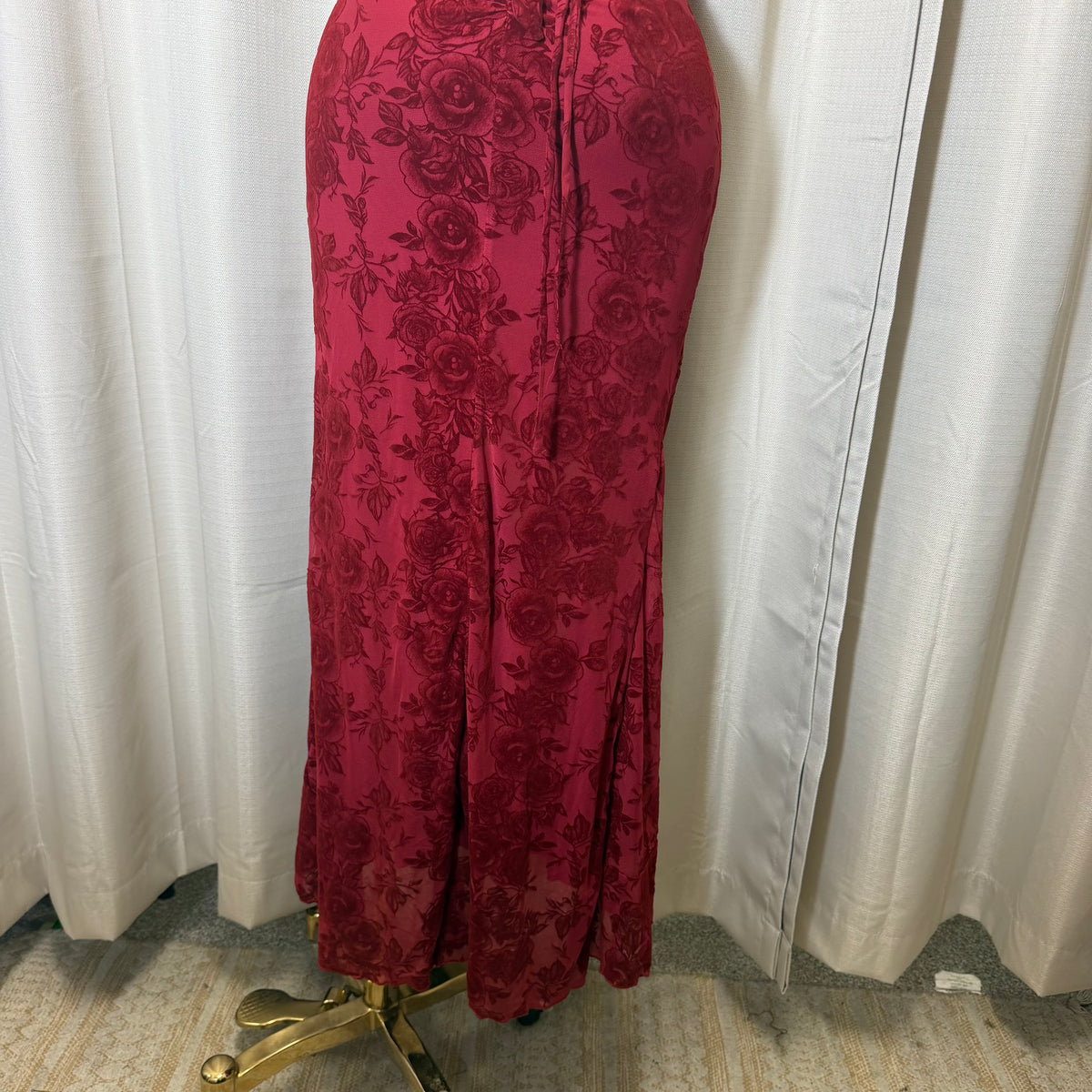 Halter Lace Detail Floral Dress-Red/Burgundy