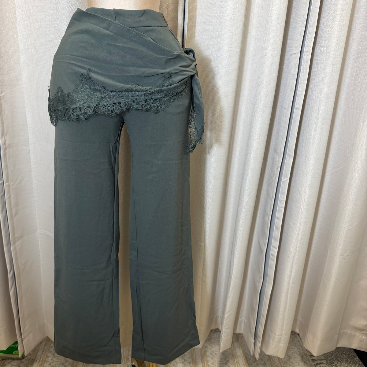 Dressy pant With scarf detail-Olive Green