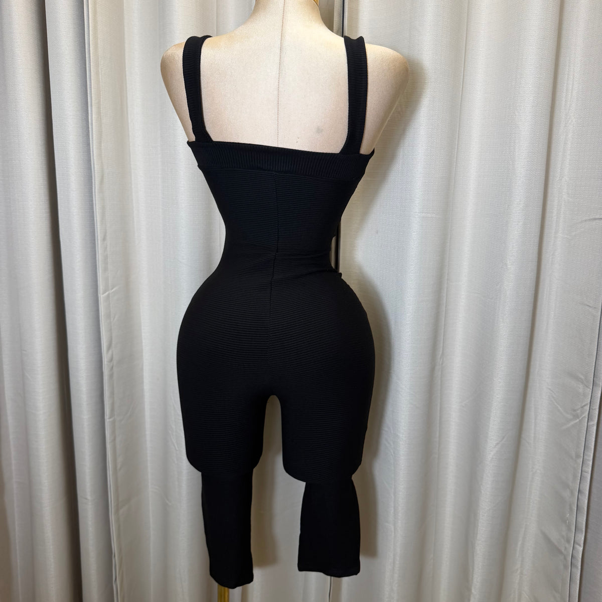 Ribbed Capri Jumpsuit-Black