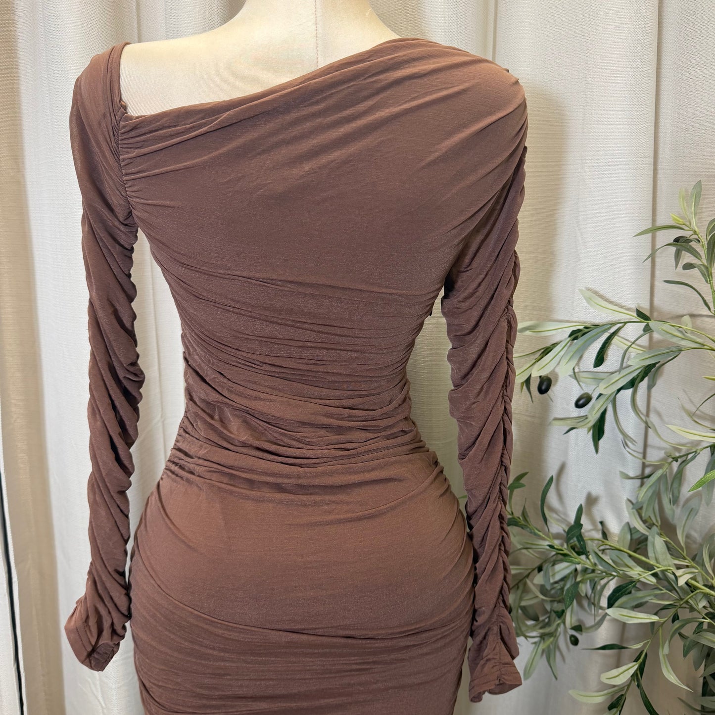 LONG SLEEVES ASSYMETRICAL HEM MAXI DRESS-Brown