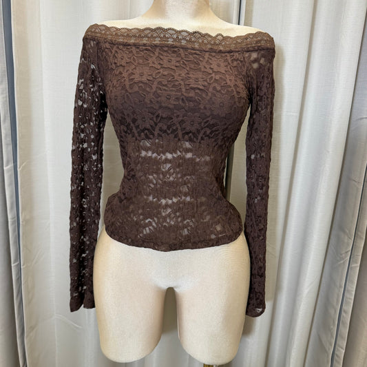 Off Shoulder lace Detail Top-Brown