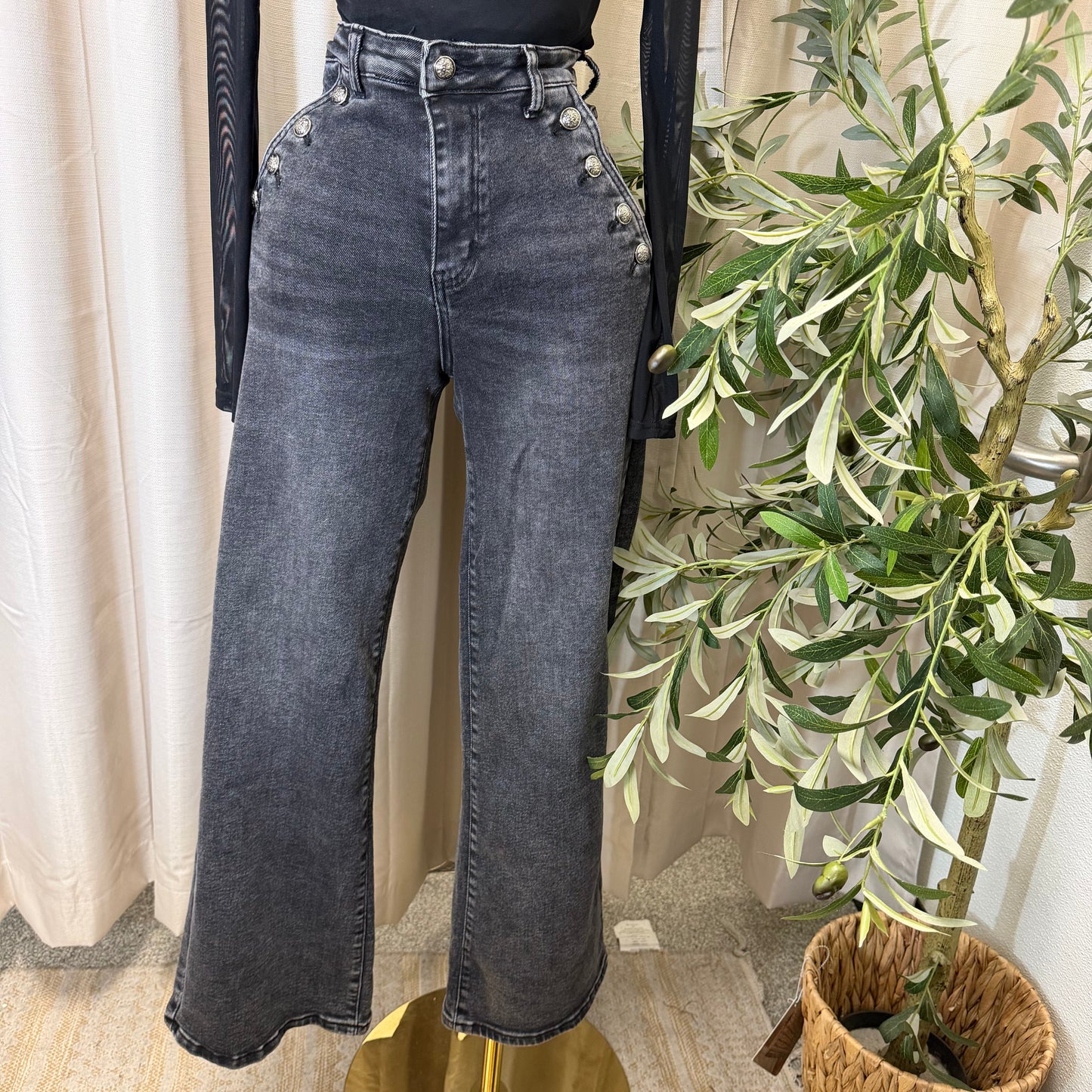 High Waisted Jeans Button On the Side-Black/Grey
