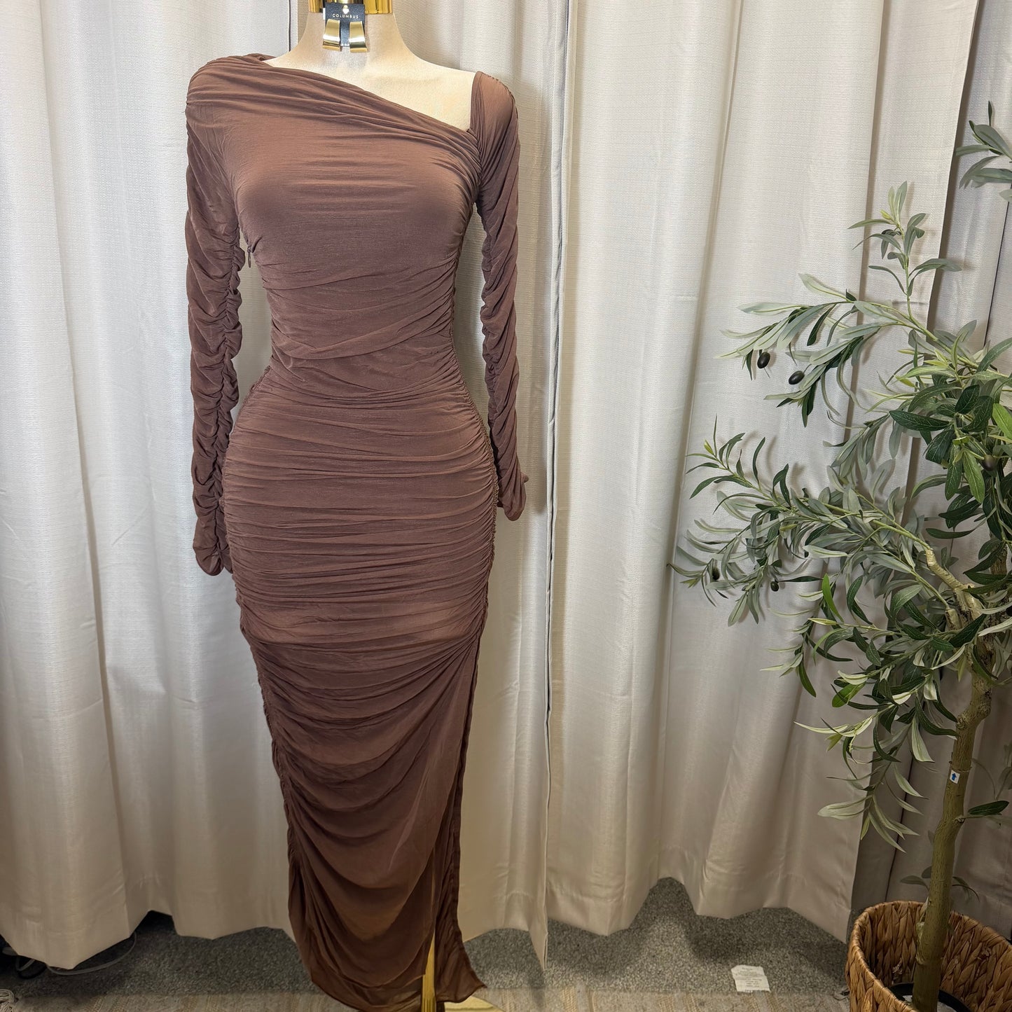 LONG SLEEVES ASSYMETRICAL HEM MAXI DRESS-Brown